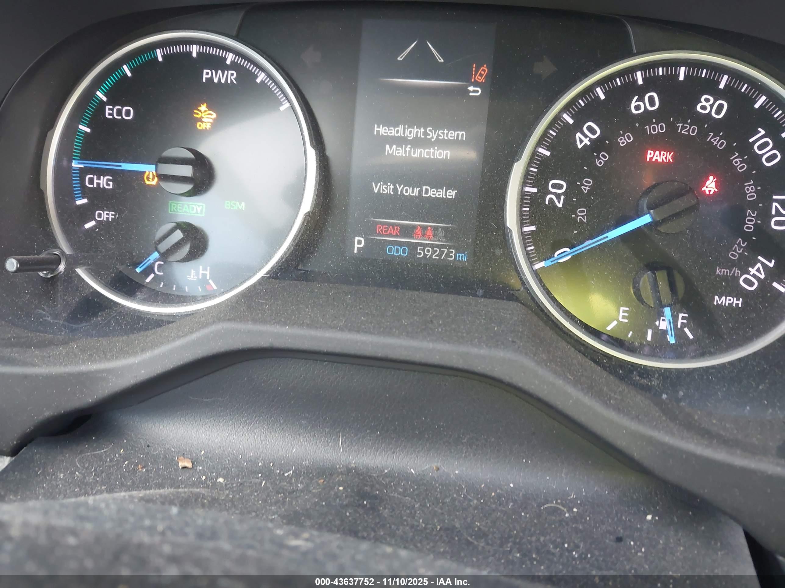 TOYOTA RAV4 image 7
