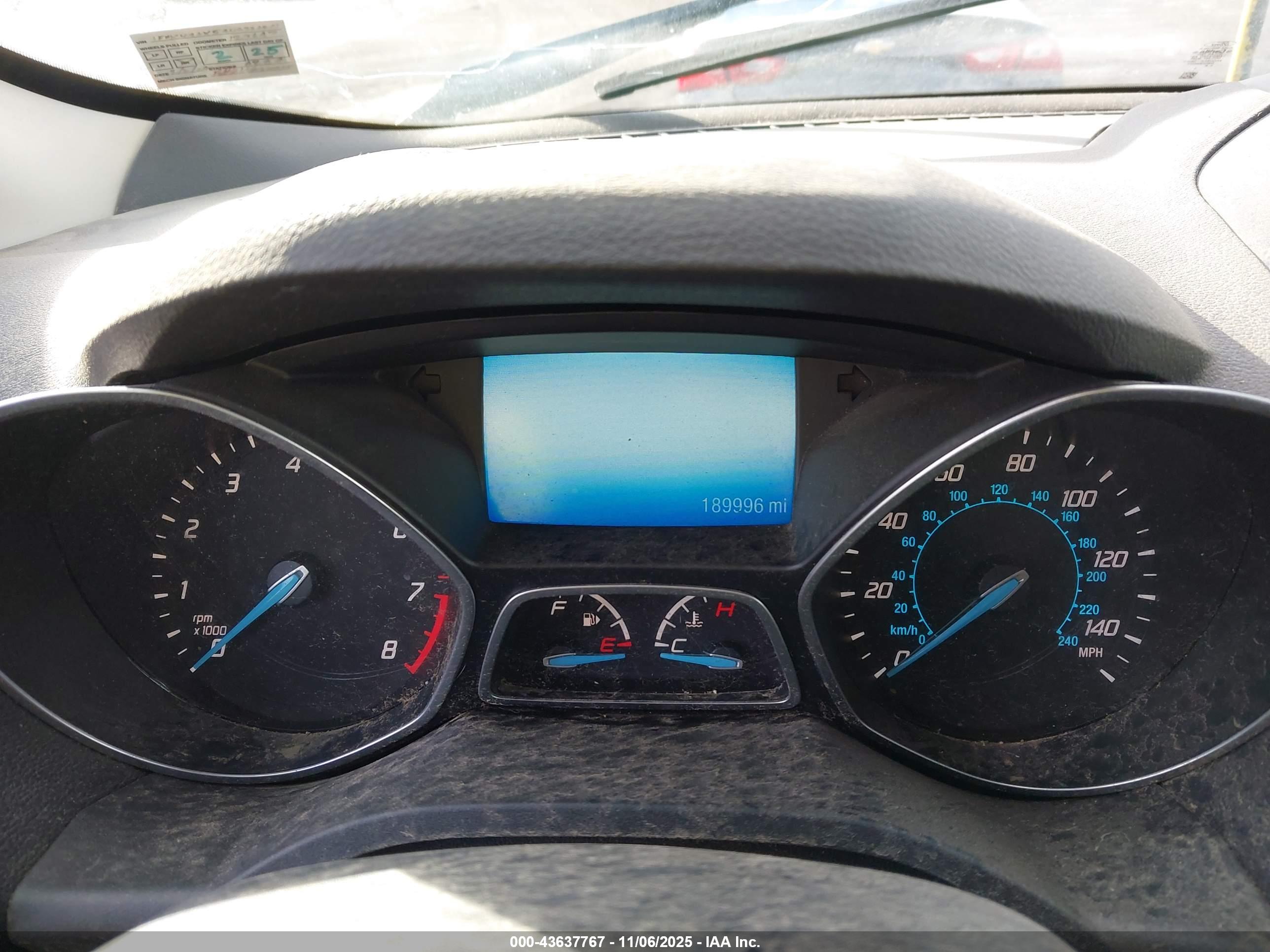 FORD ESCAPE image 7