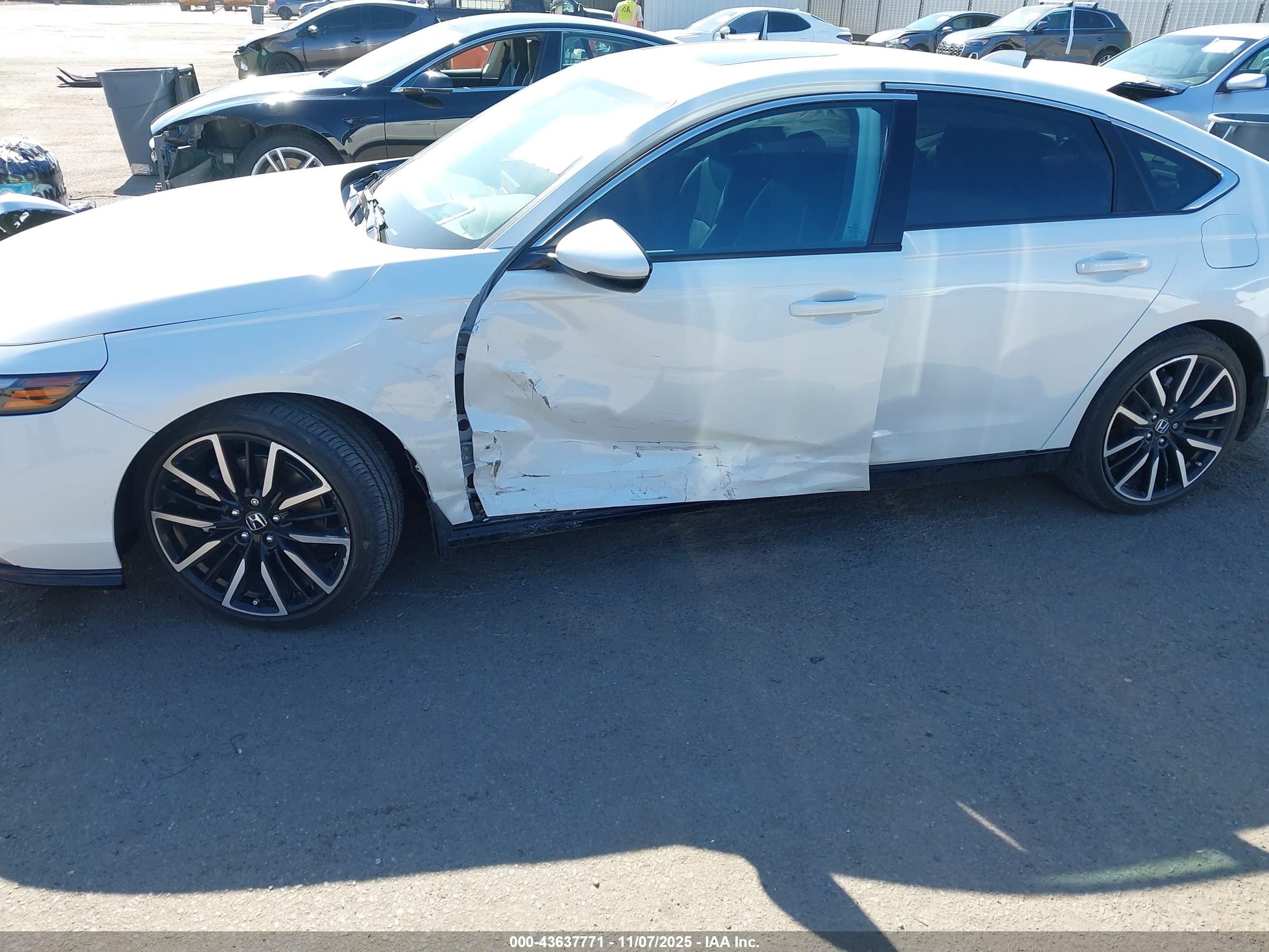 HONDA ACCORD image 6