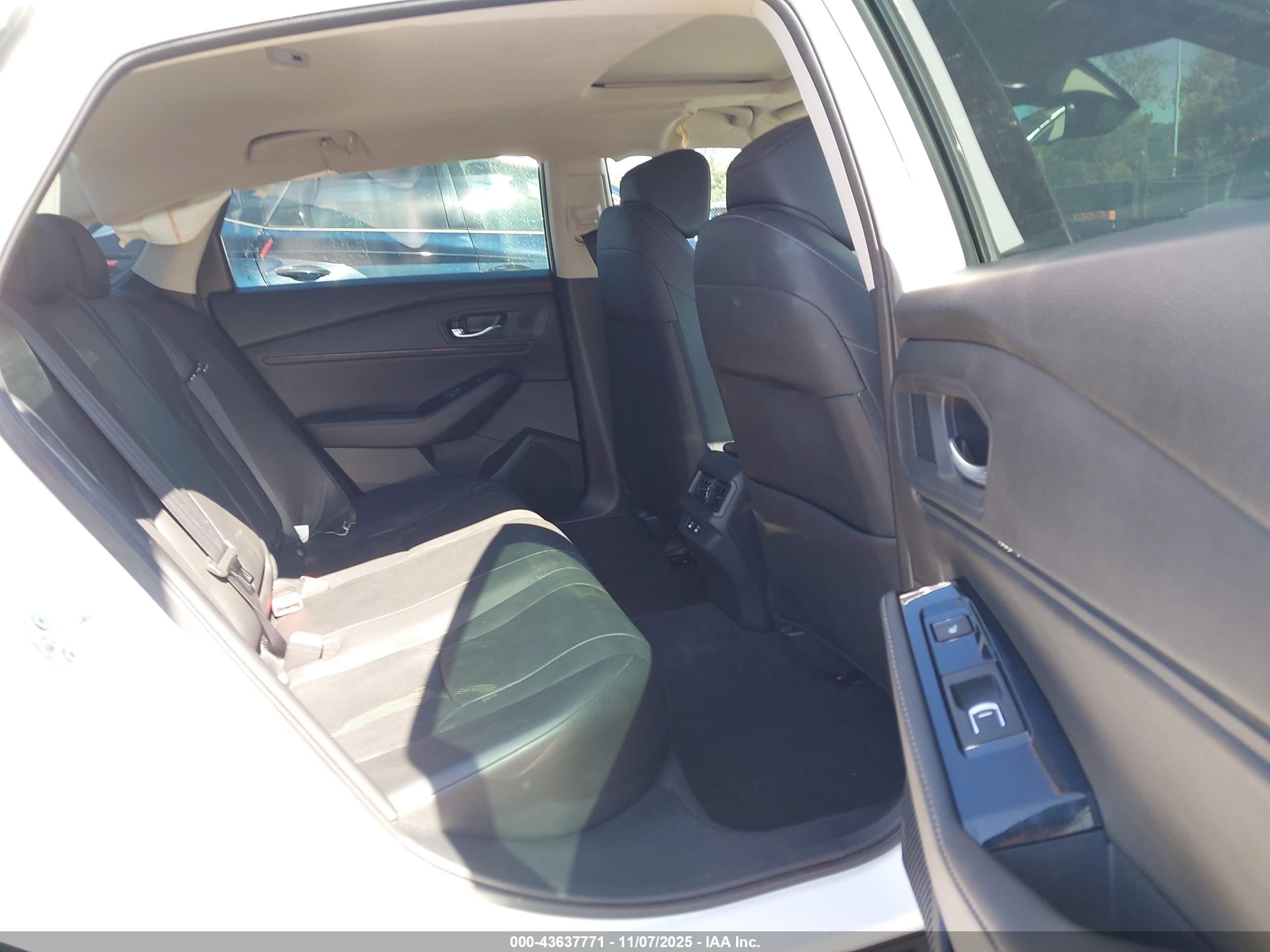 HONDA ACCORD image 8