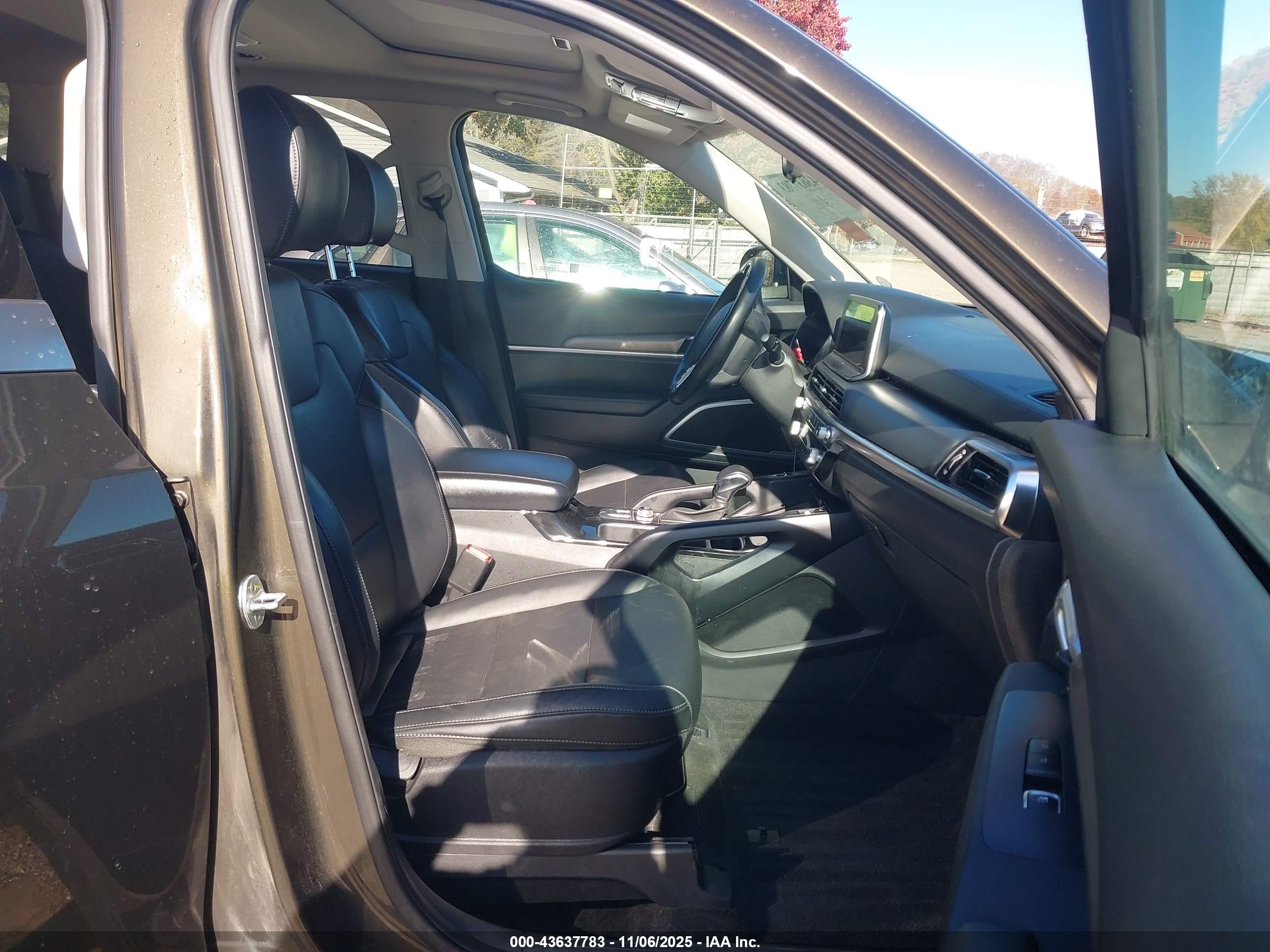 KIA TELLURIDE image 5