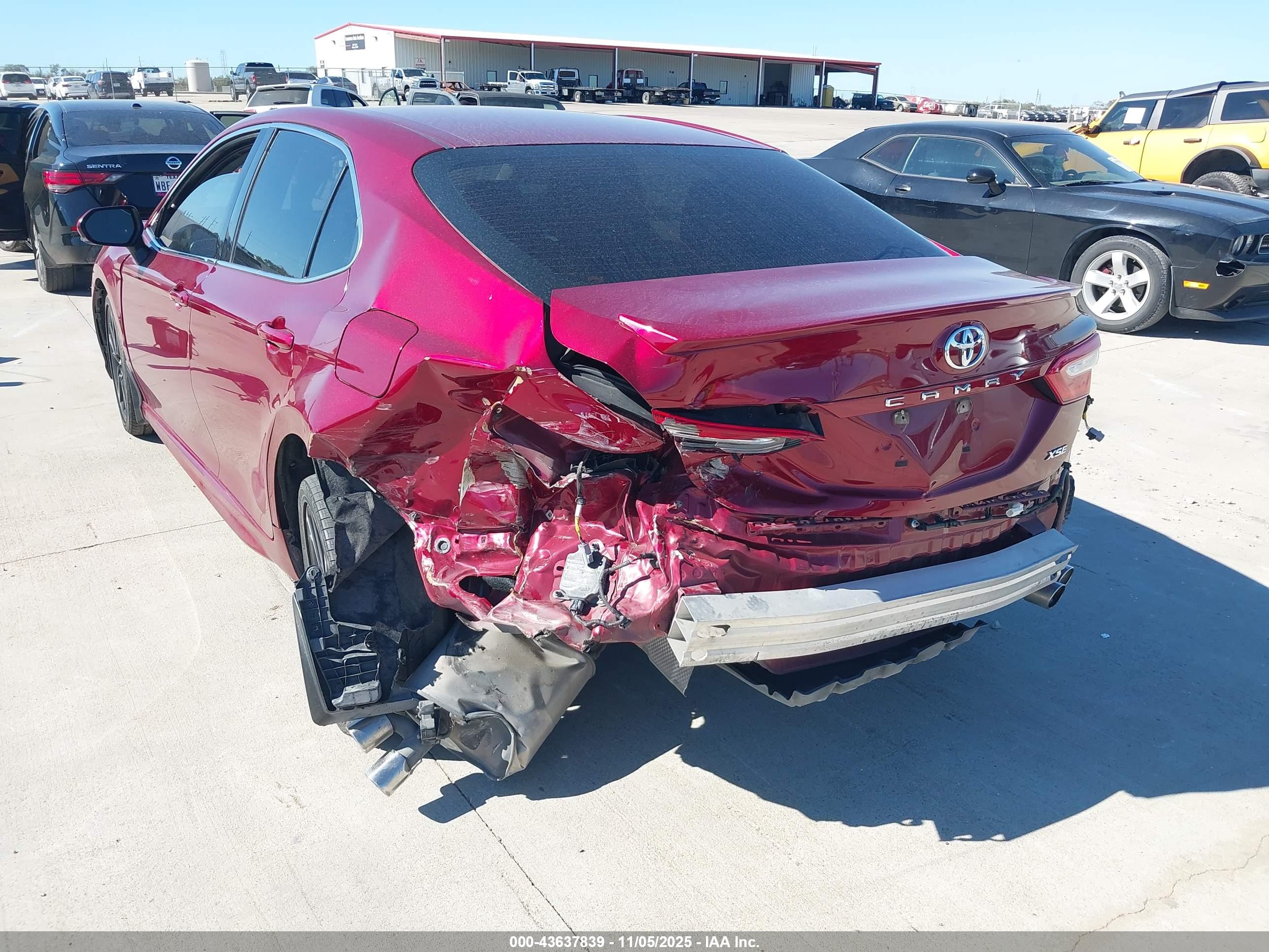 TOYOTA CAMRY image 6