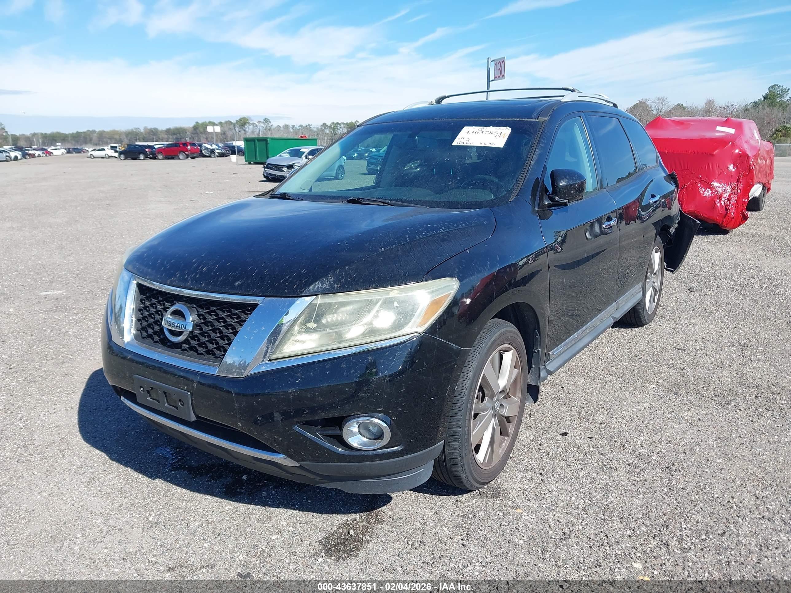 NISSAN PATHFINDER image 2