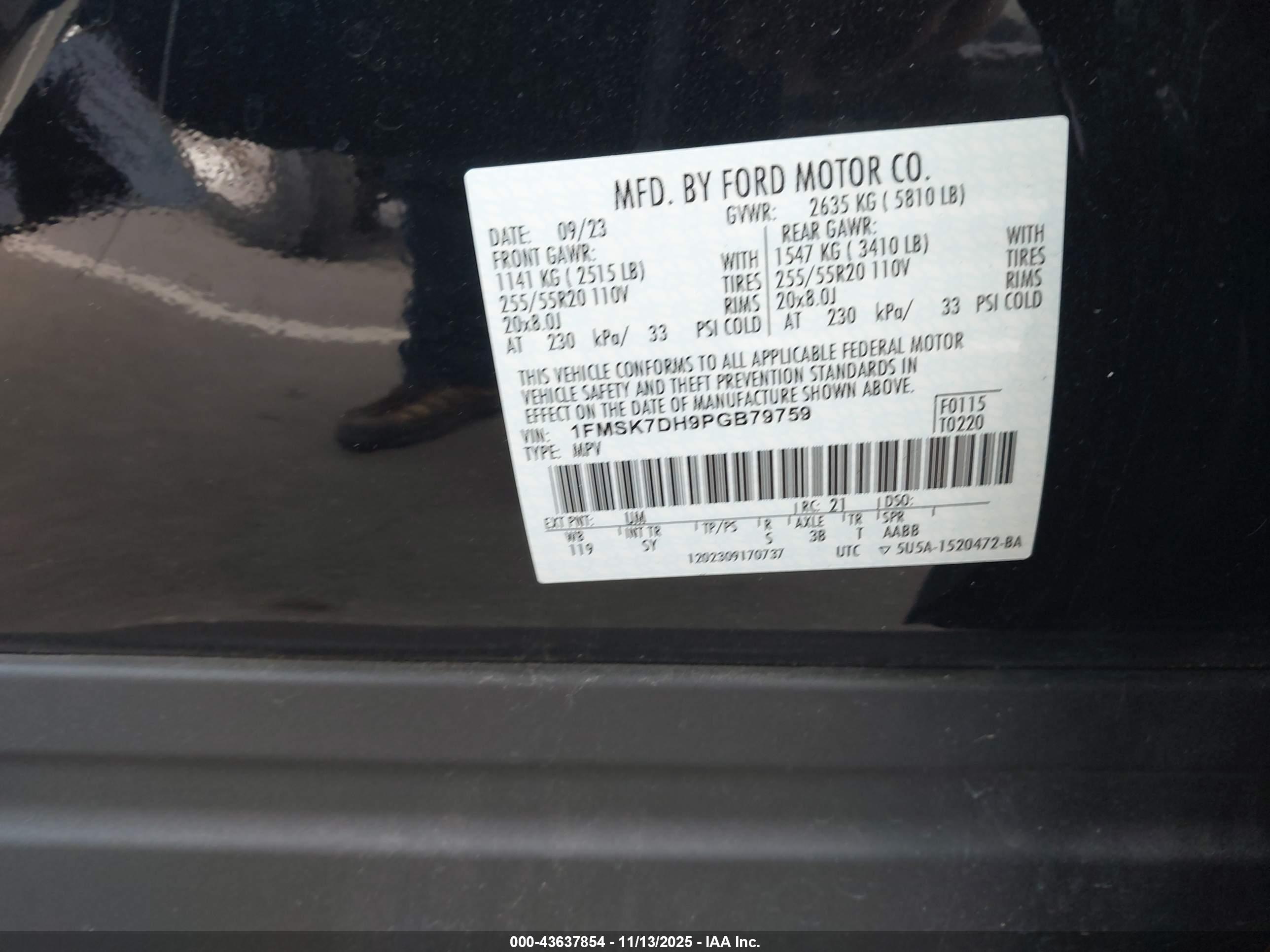 FORD EXPLORER image 9