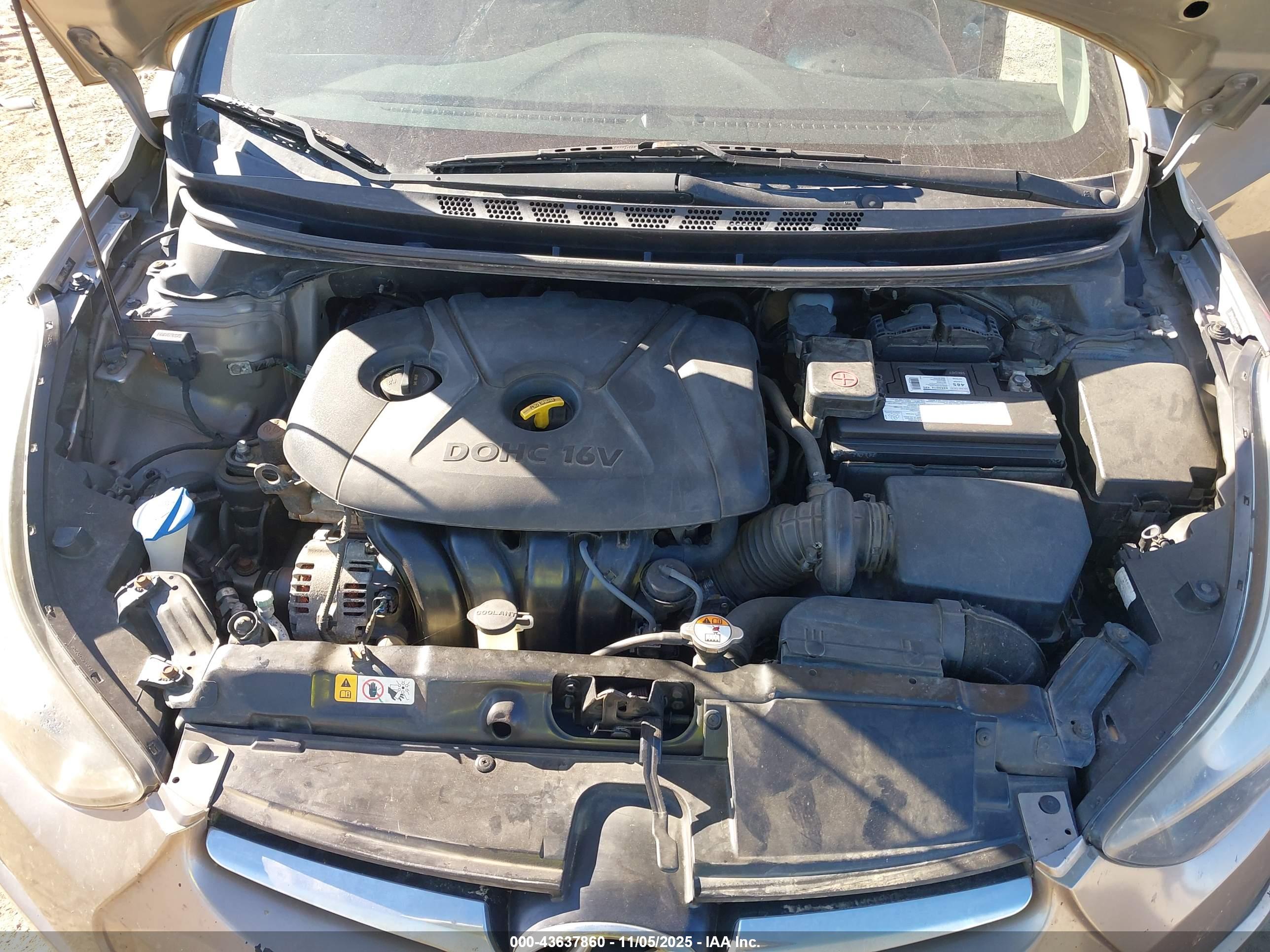 HYUNDAI ELANTRA image 10