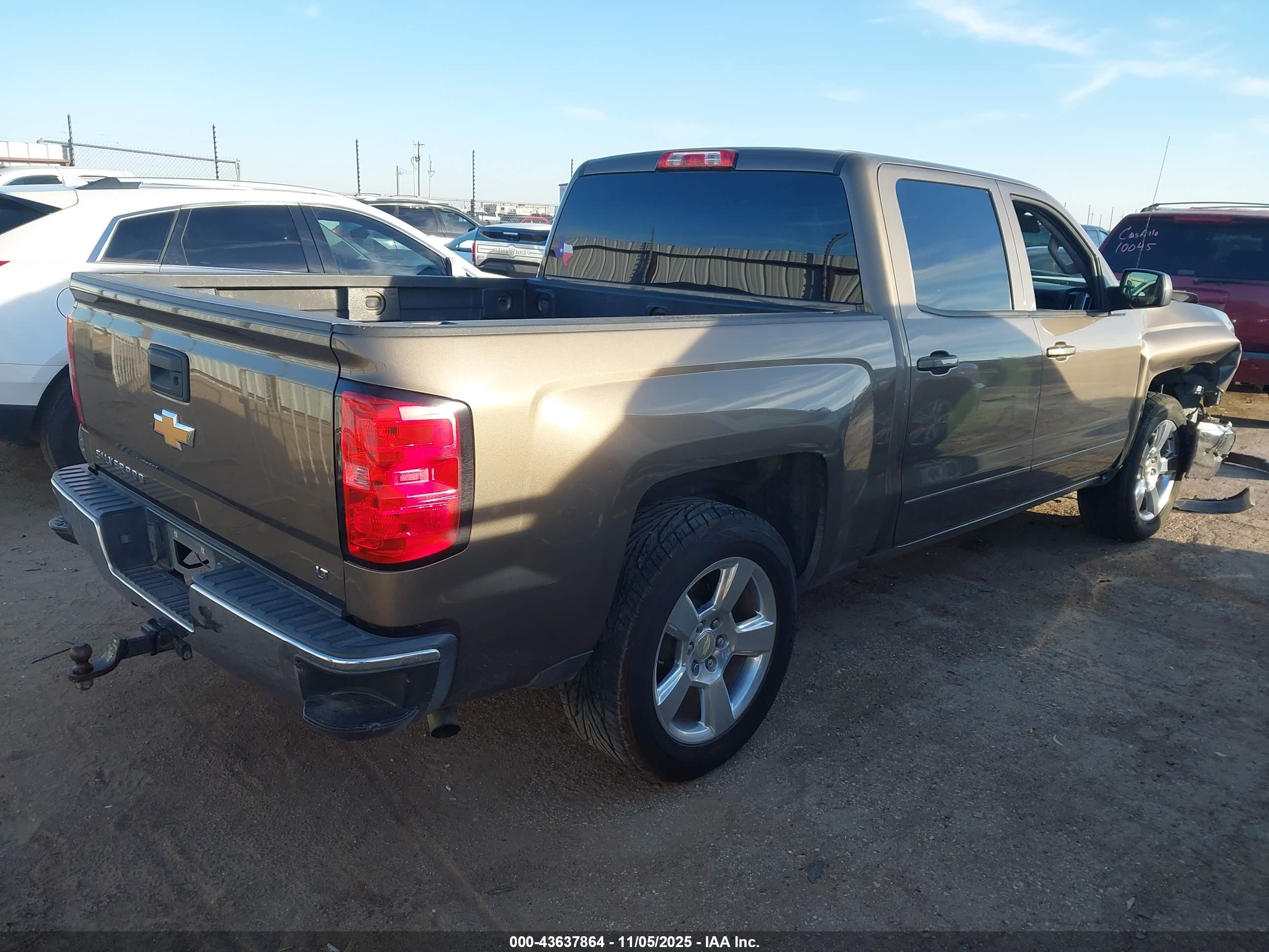 CHEVROLET SILVERADO image 4