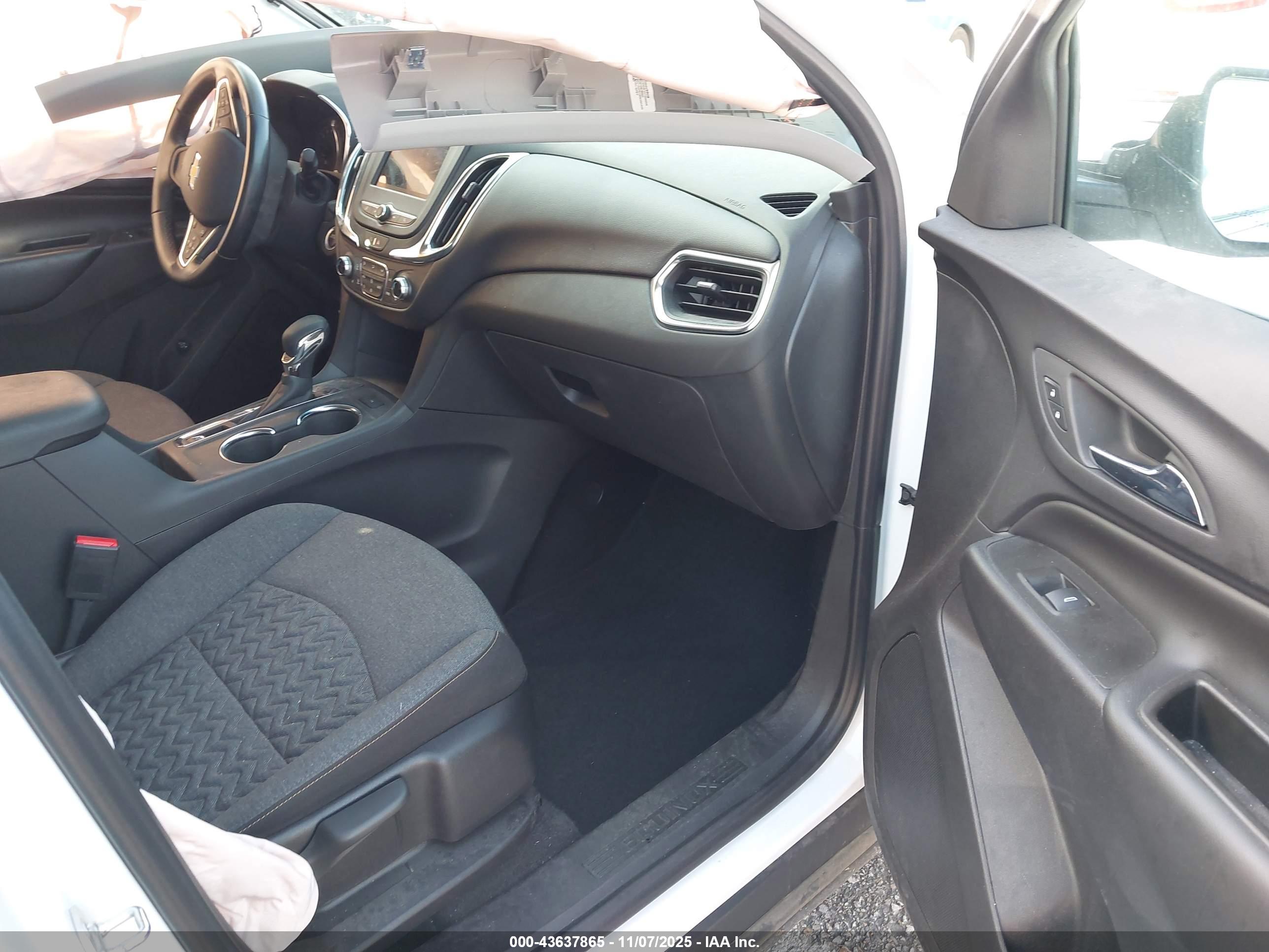 CHEVROLET EQUINOX image 5