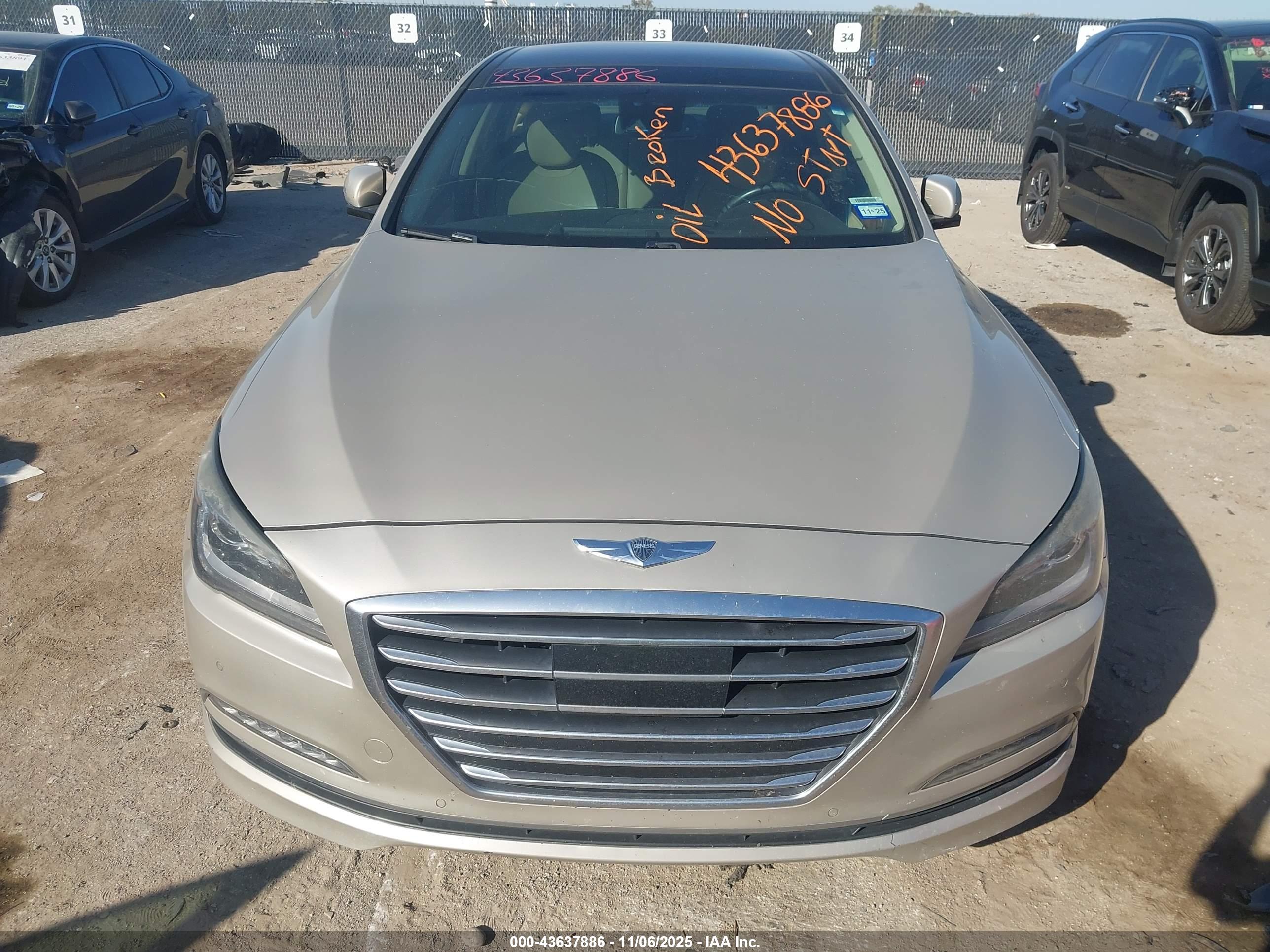 HYUNDAI GENESIS image 6