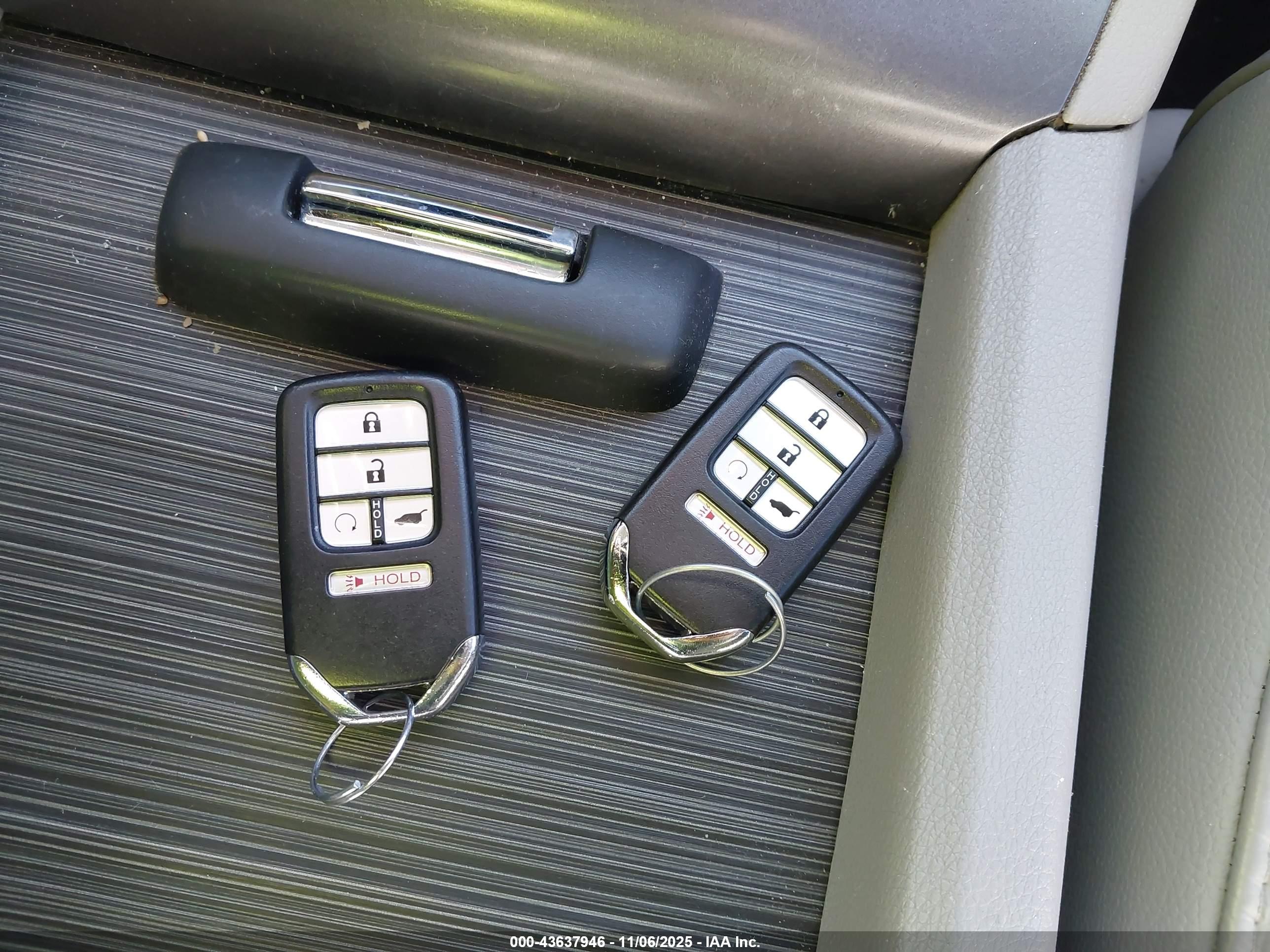 HONDA PILOT image 11