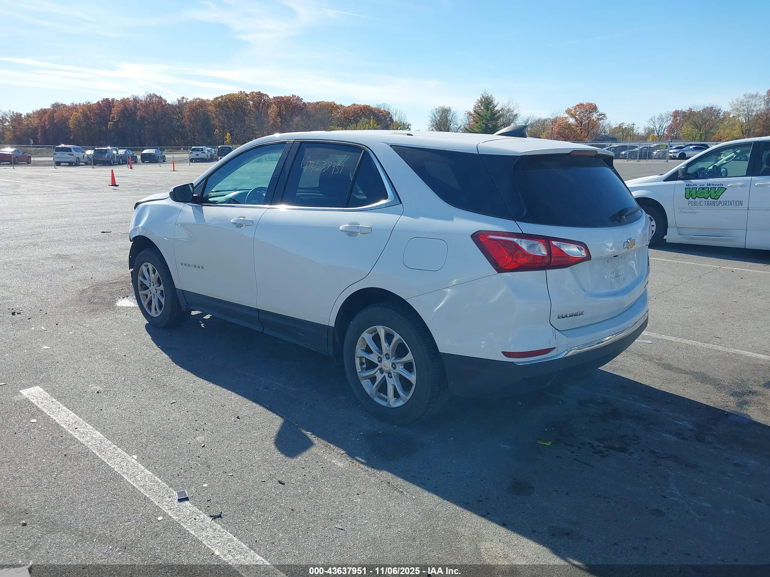 CHEVROLET EQUINOX image 3