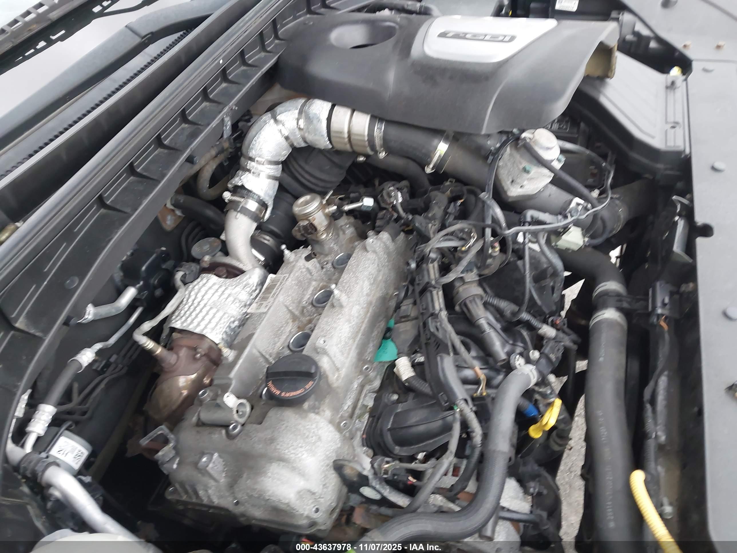 HYUNDAI TUCSON image 6