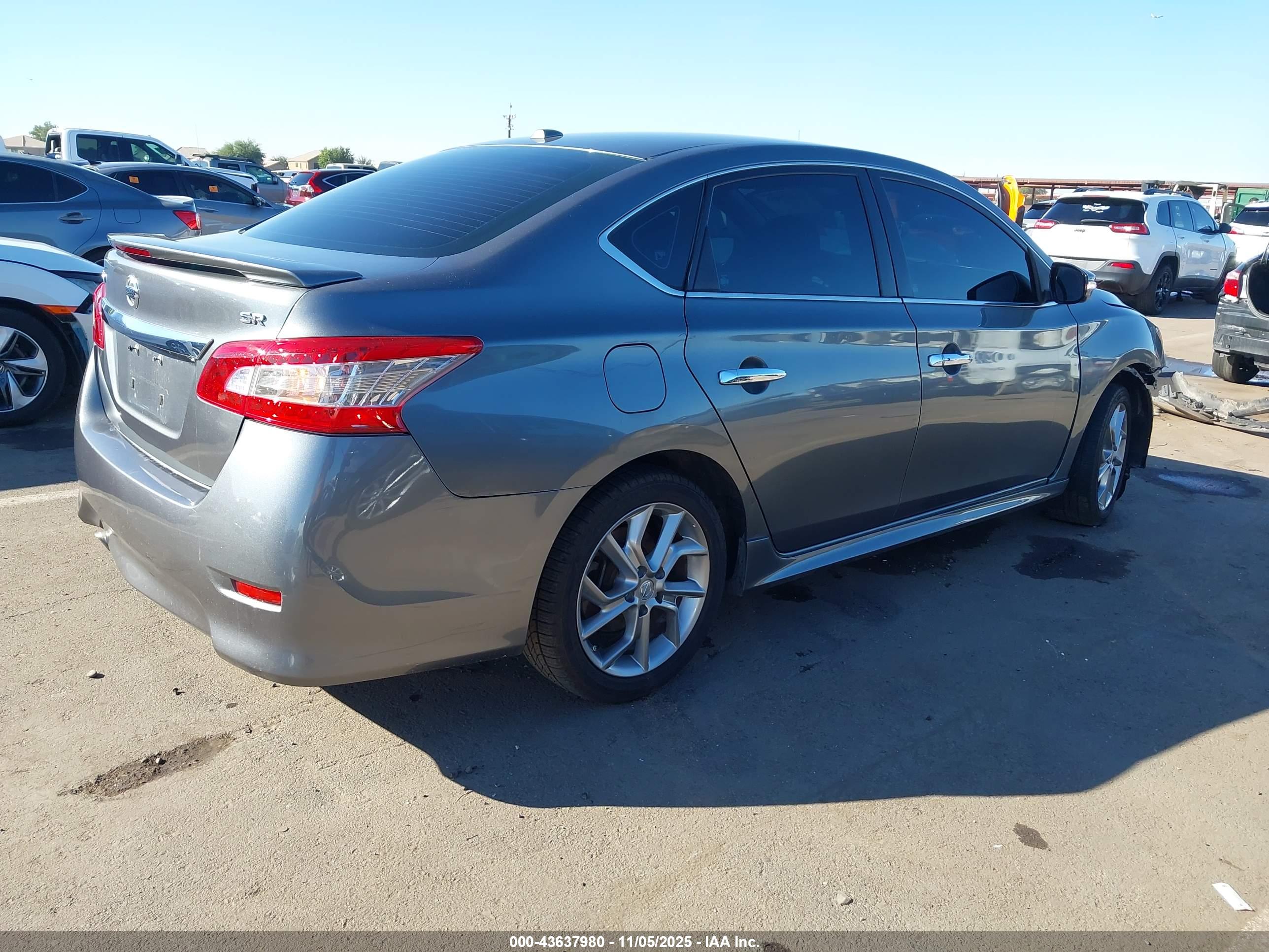 NISSAN SENTRA image 4