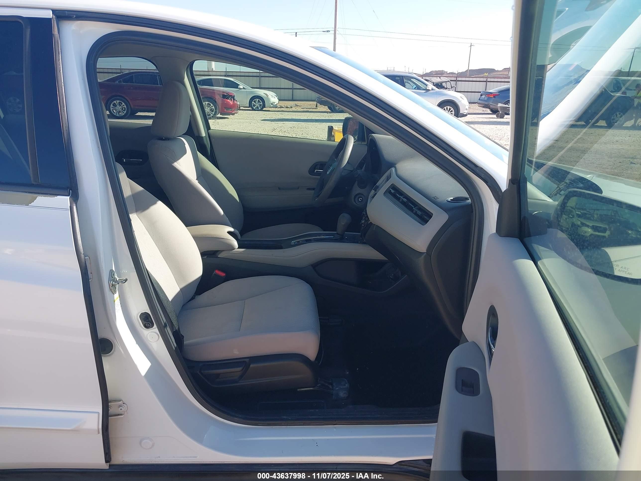 HONDA HR-V image 5