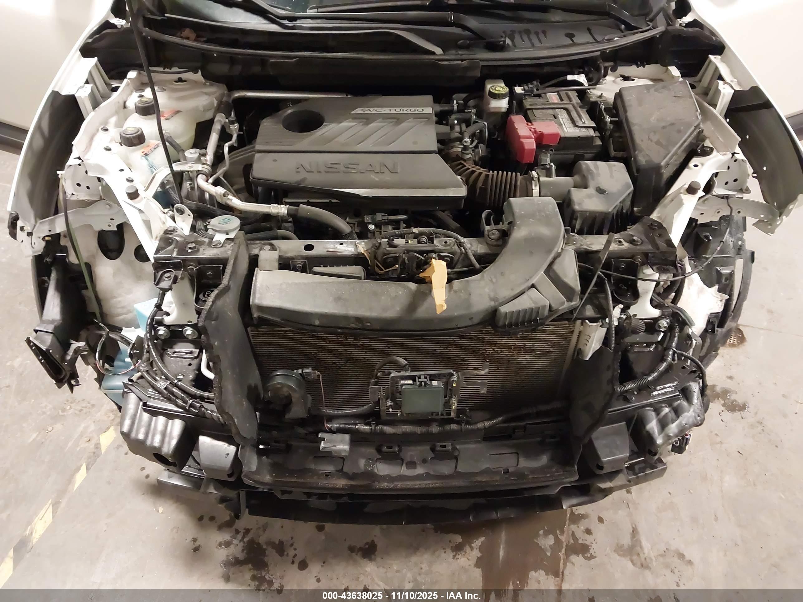 NISSAN ROGUE image 10