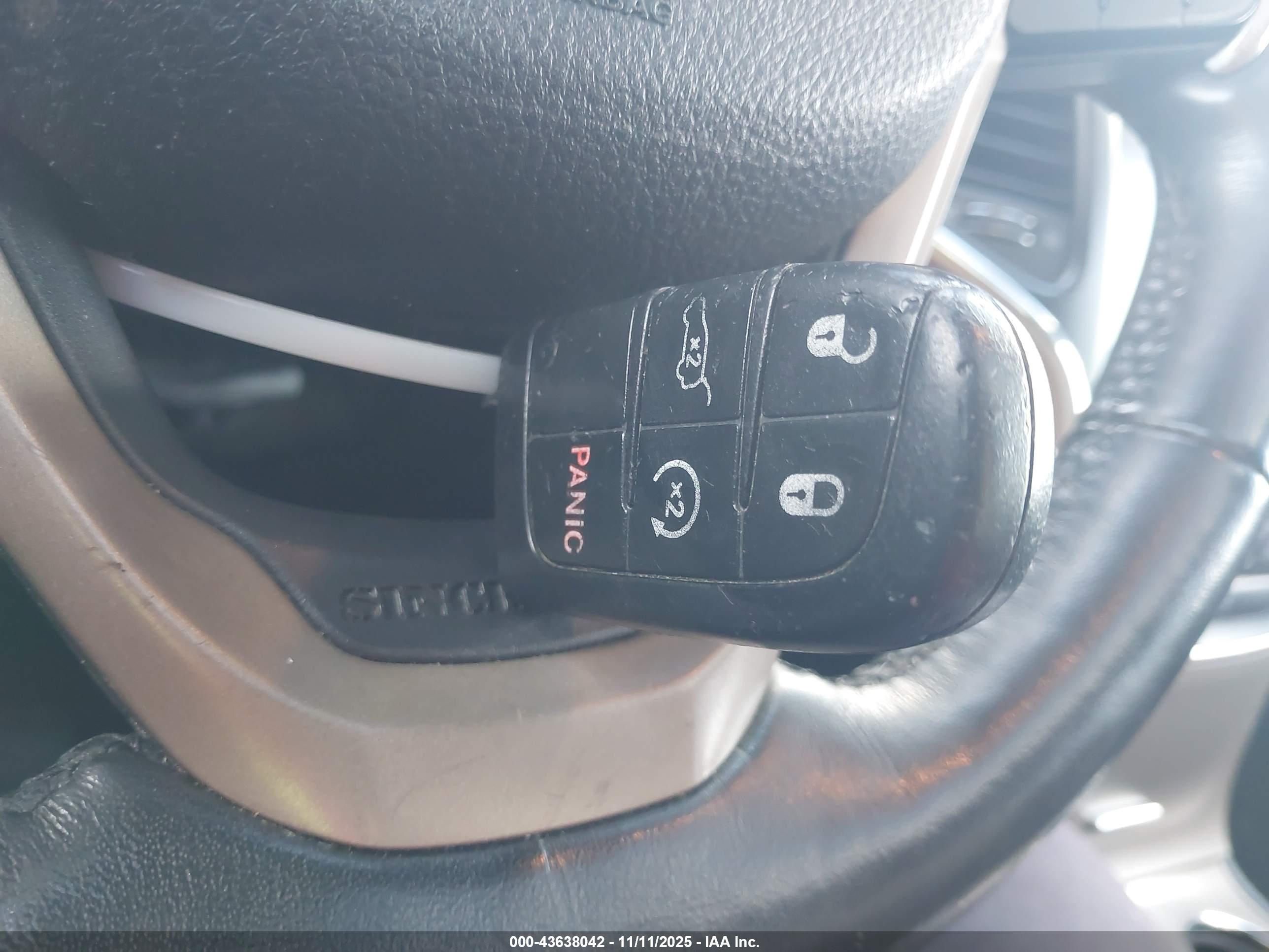 JEEP GRAND image 11