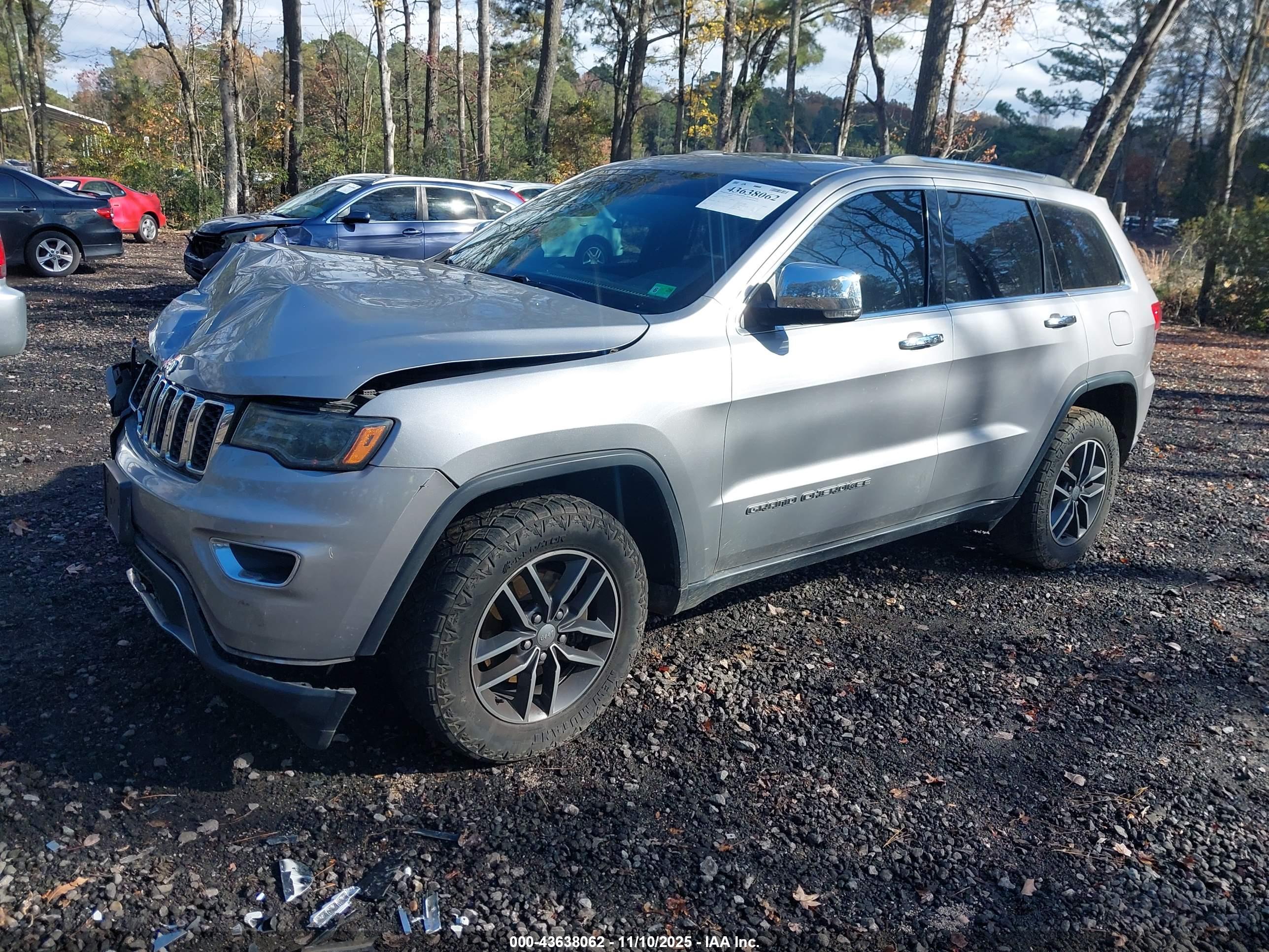 JEEP GRAND image 2