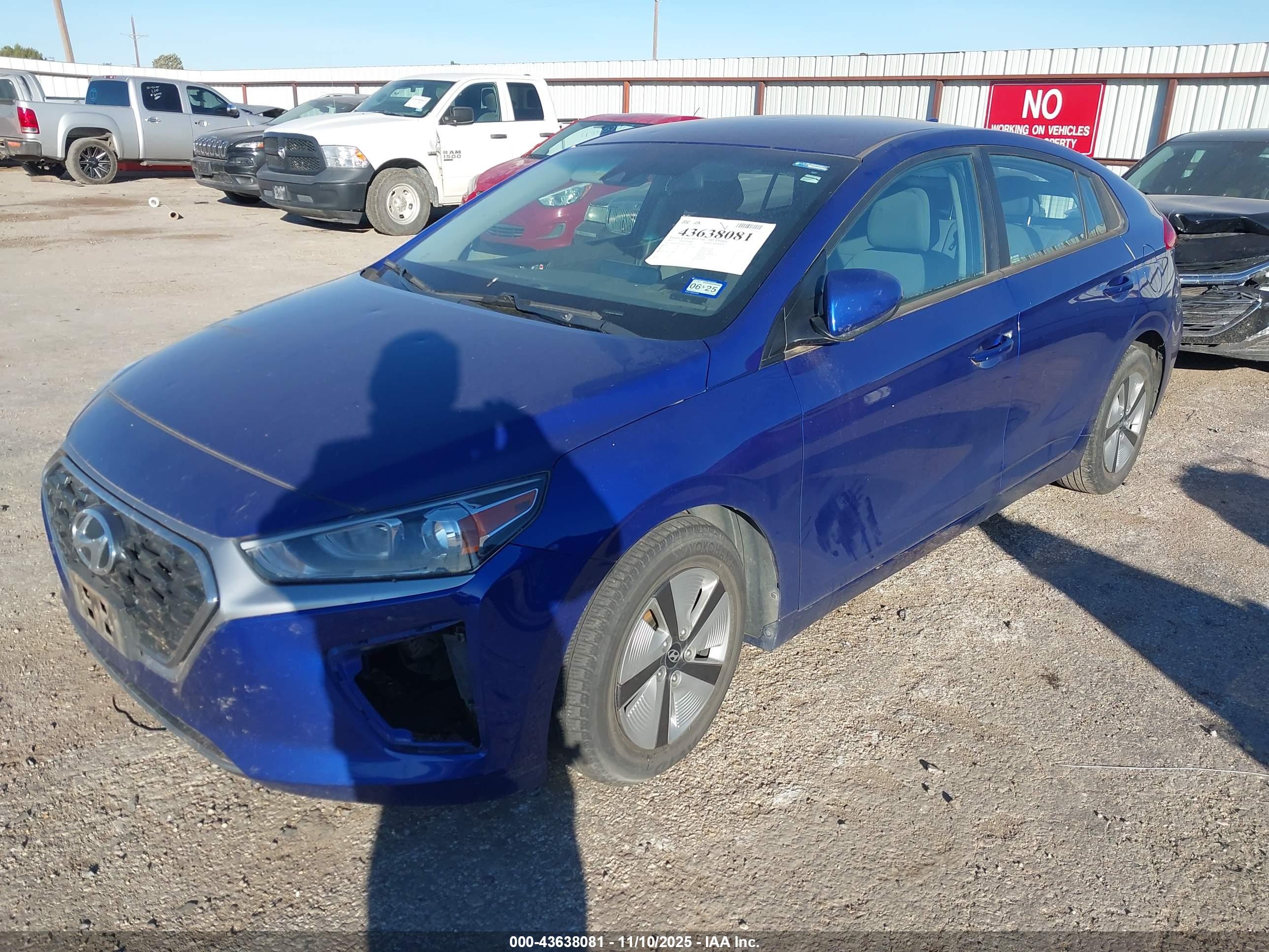 HYUNDAI IONIQ image 2