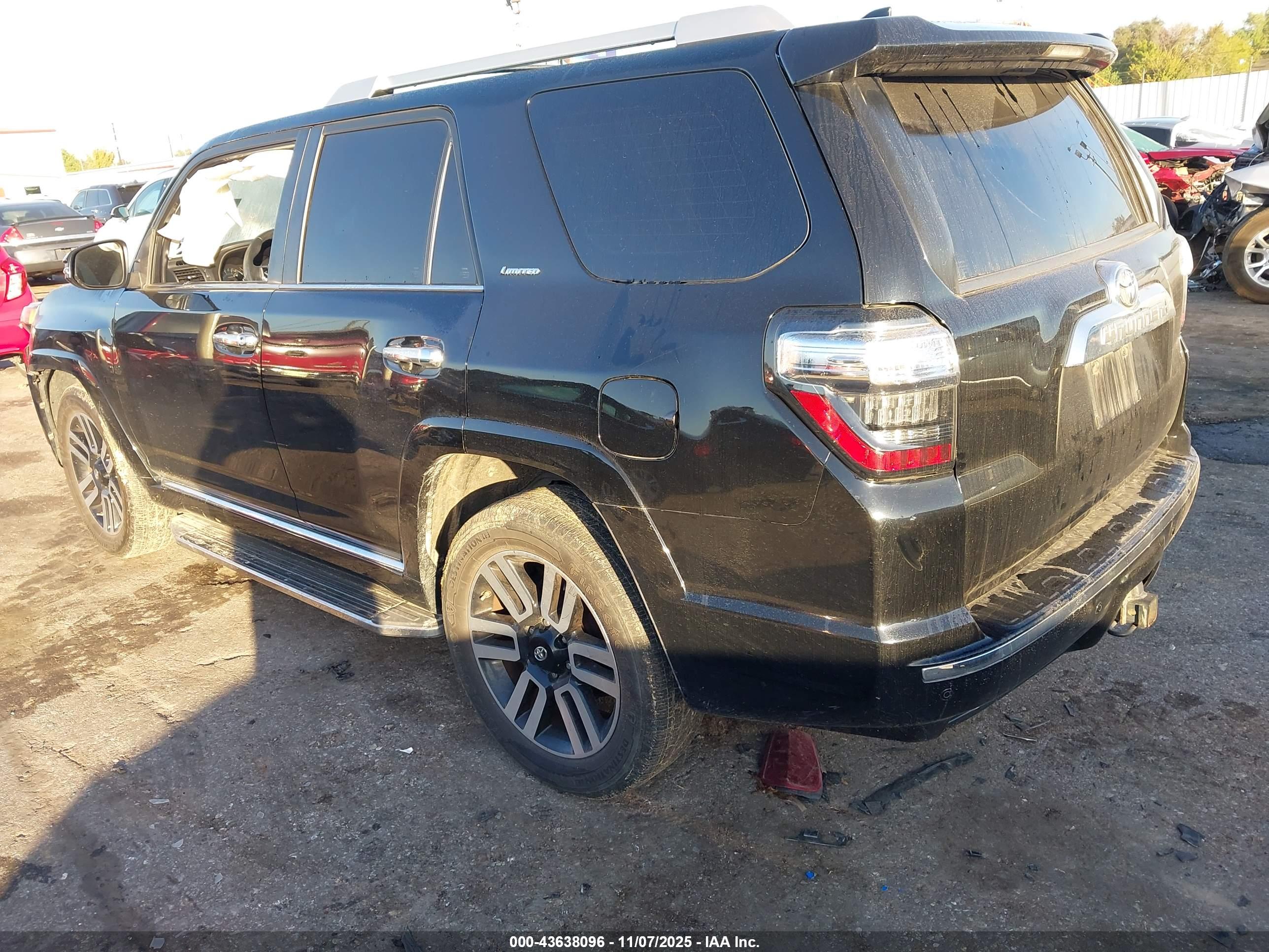 TOYOTA 4RUNNER image 3