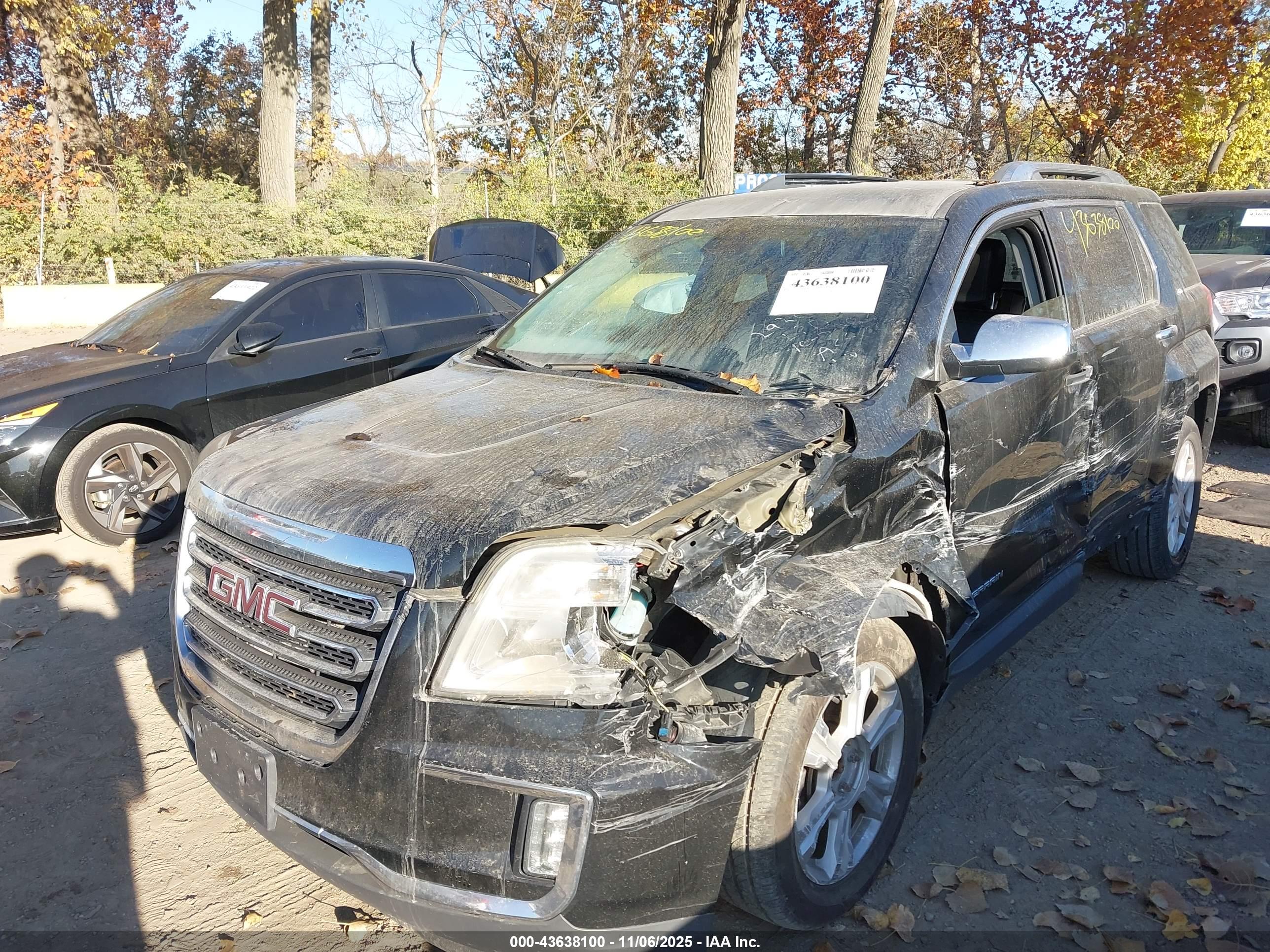 GMC TERRAIN image 2