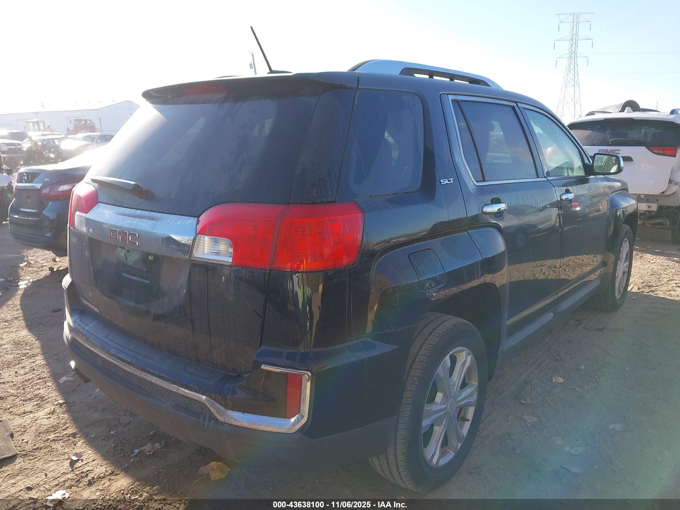 GMC TERRAIN image 4