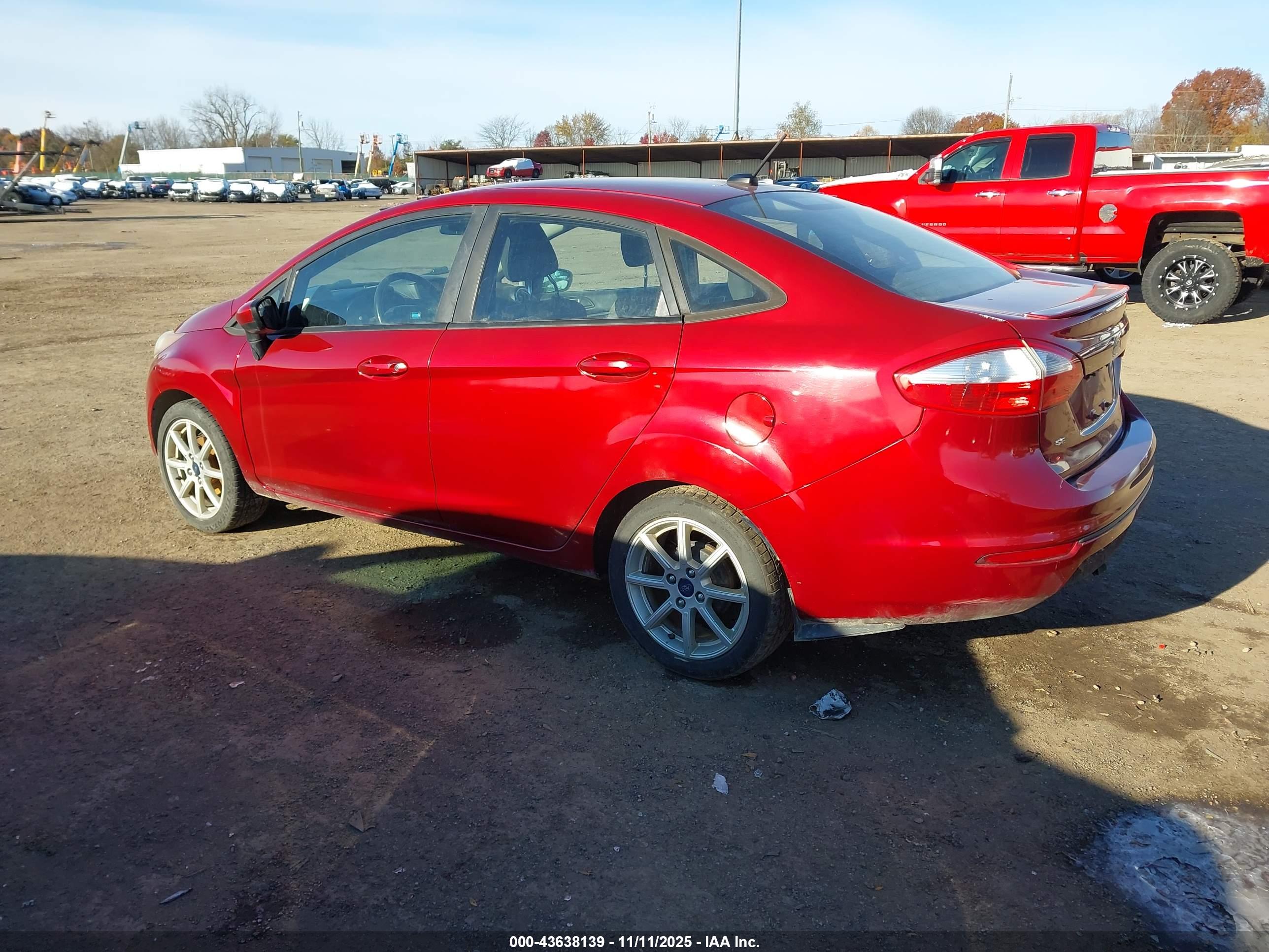 FORD FIESTA image 3