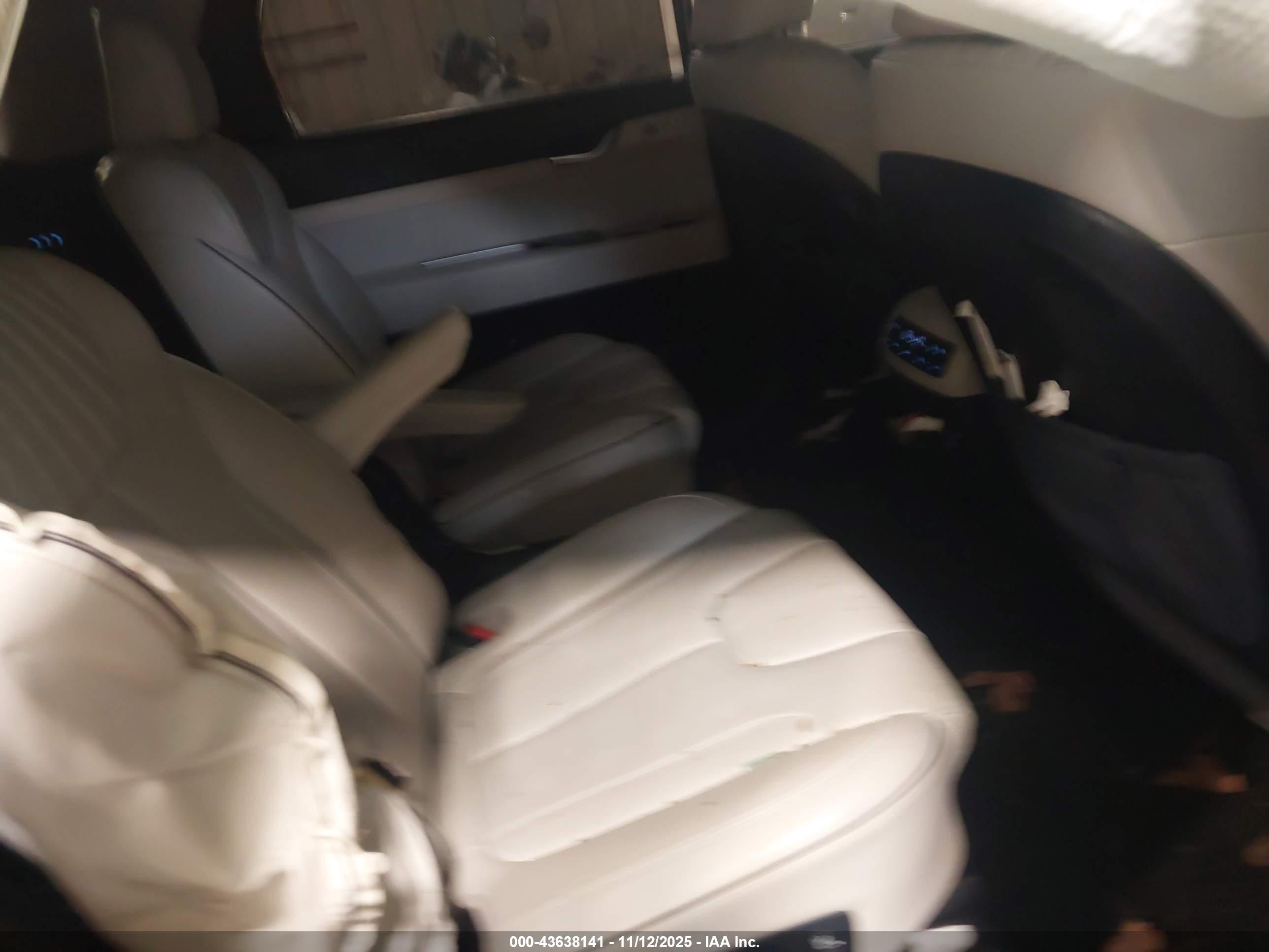 HYUNDAI PALISADE image 8