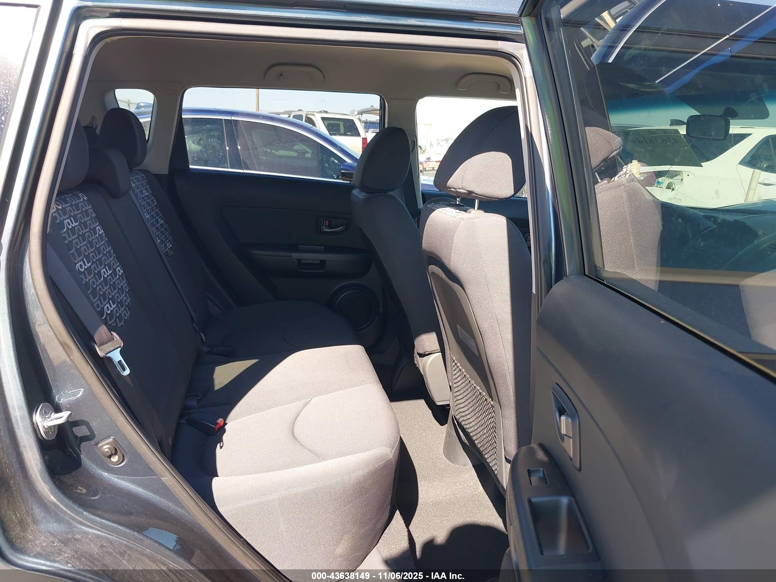 KIA SOUL image 8