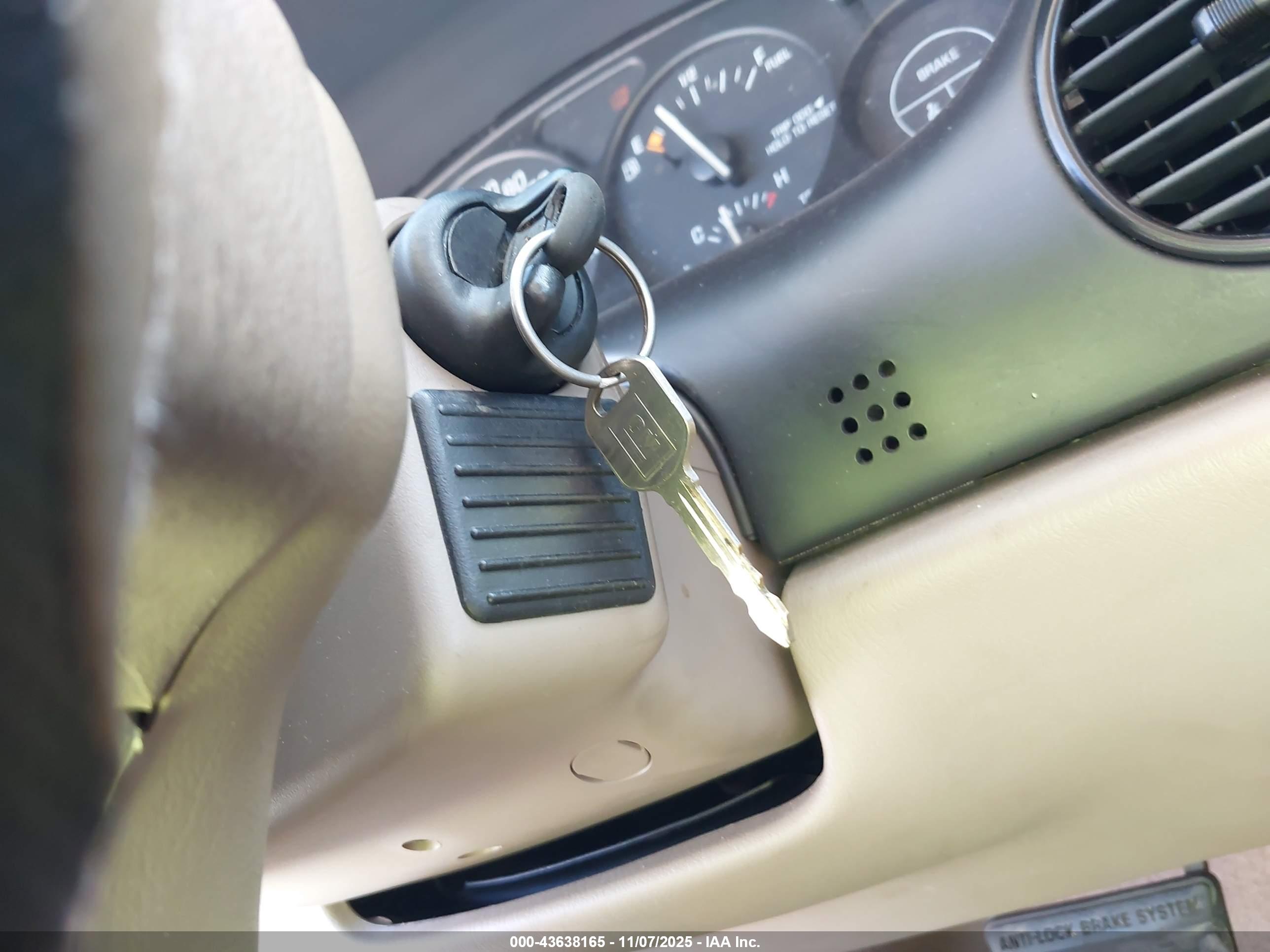 BUICK REGAL image 11