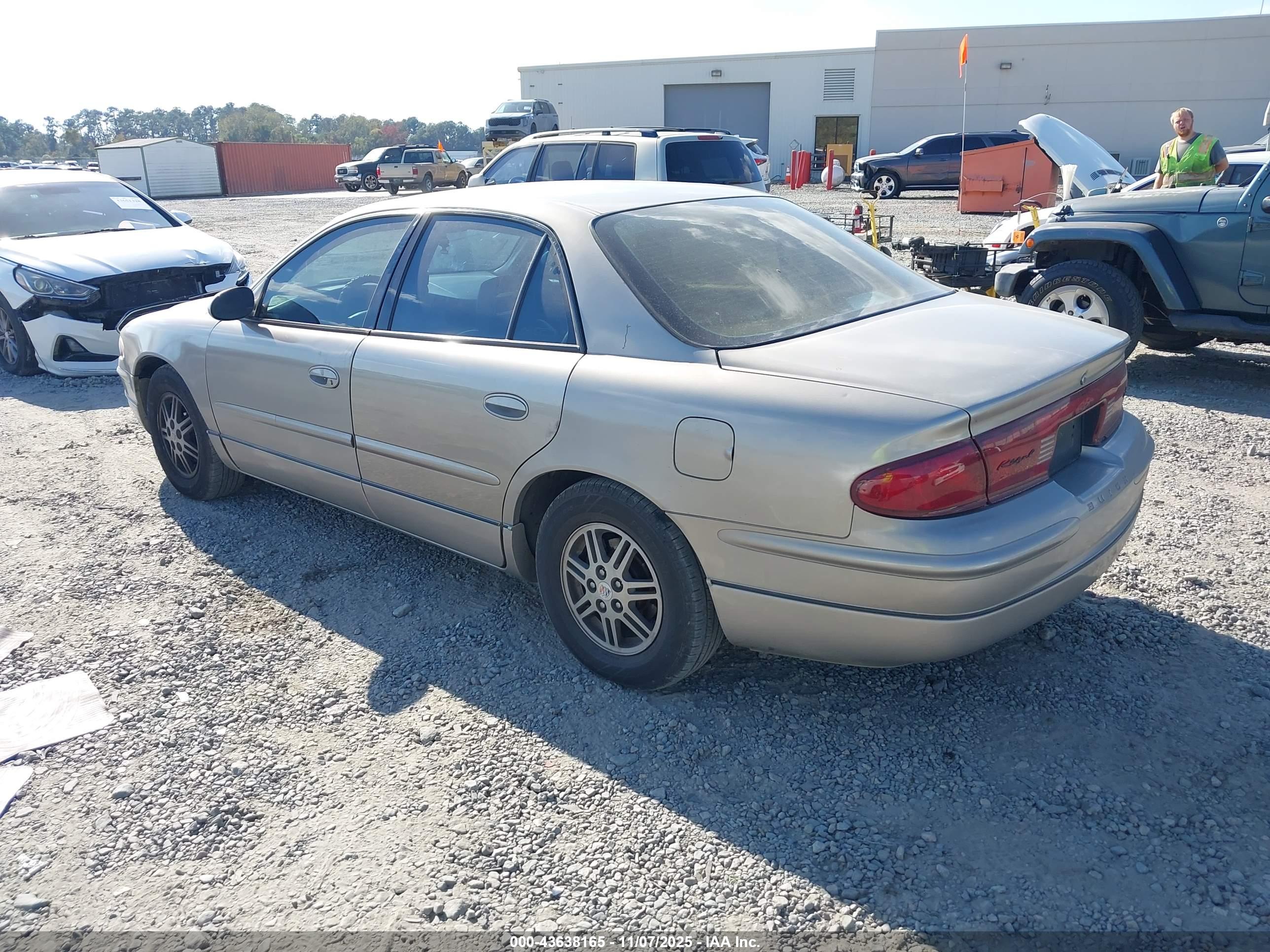 BUICK REGAL image 3