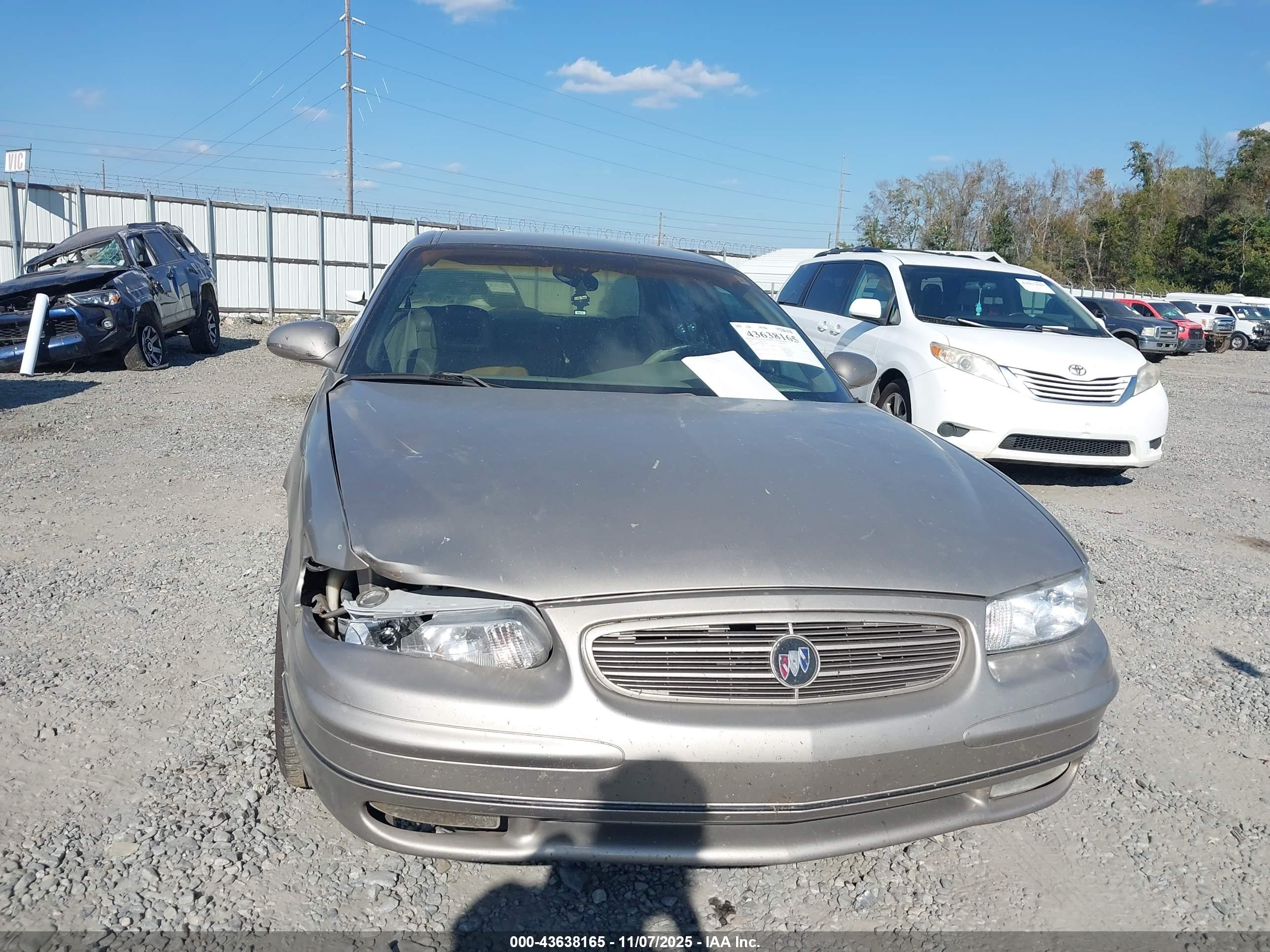 BUICK REGAL image 6