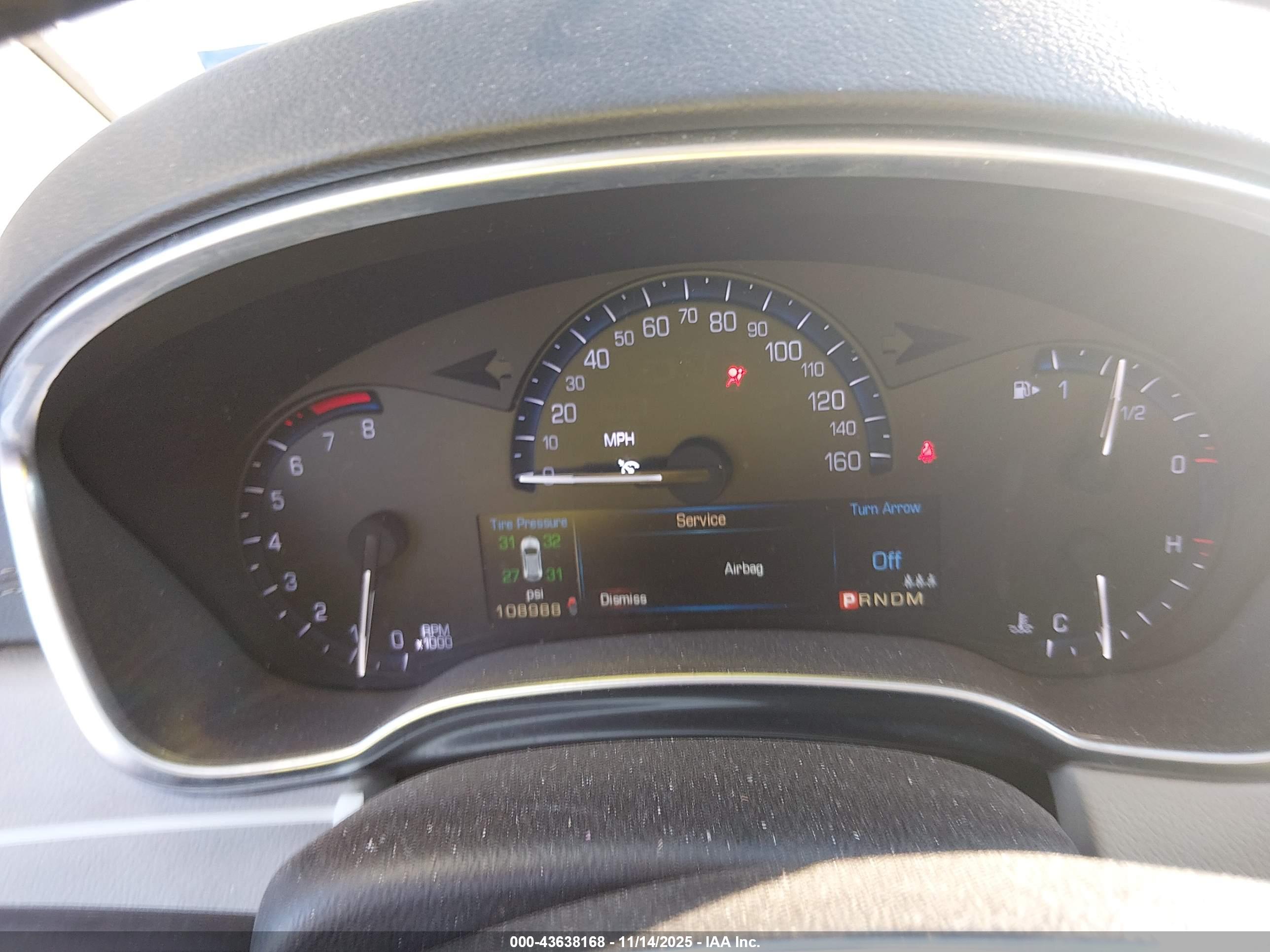 CADILLAC SRX image 7