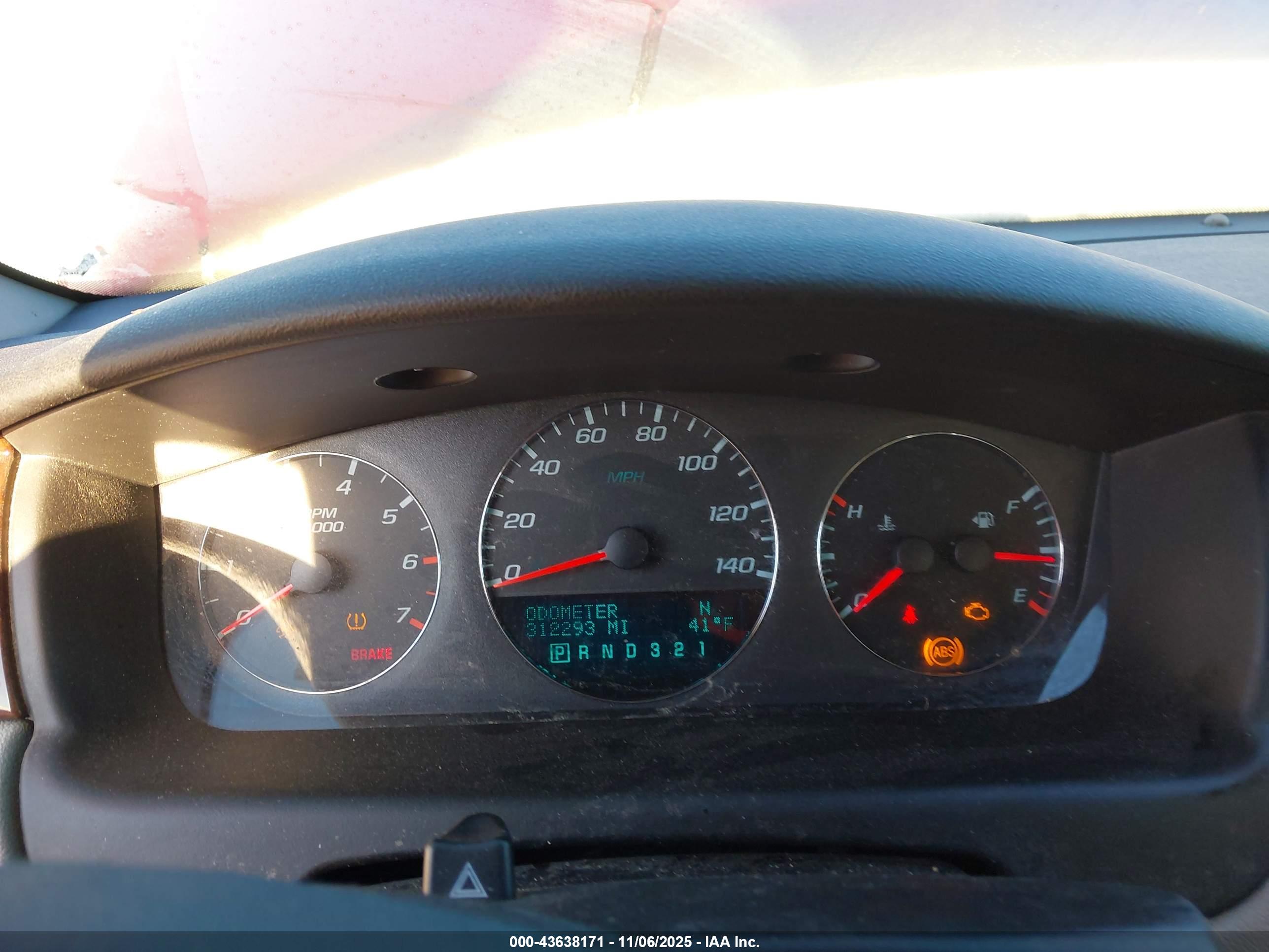 CHEVROLET IMPALA image 7