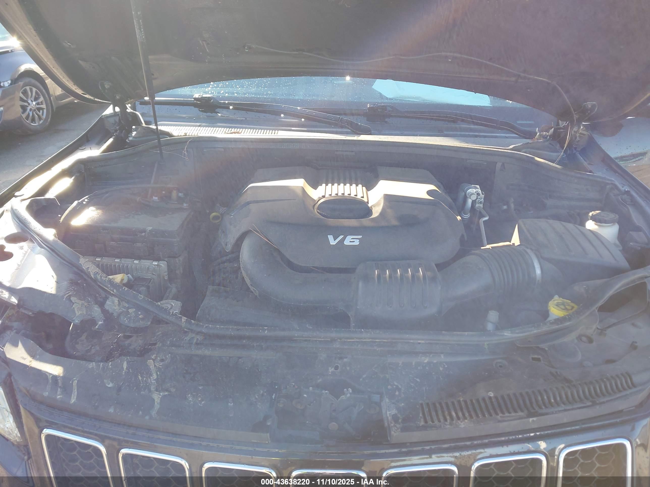 JEEP GRAND image 10