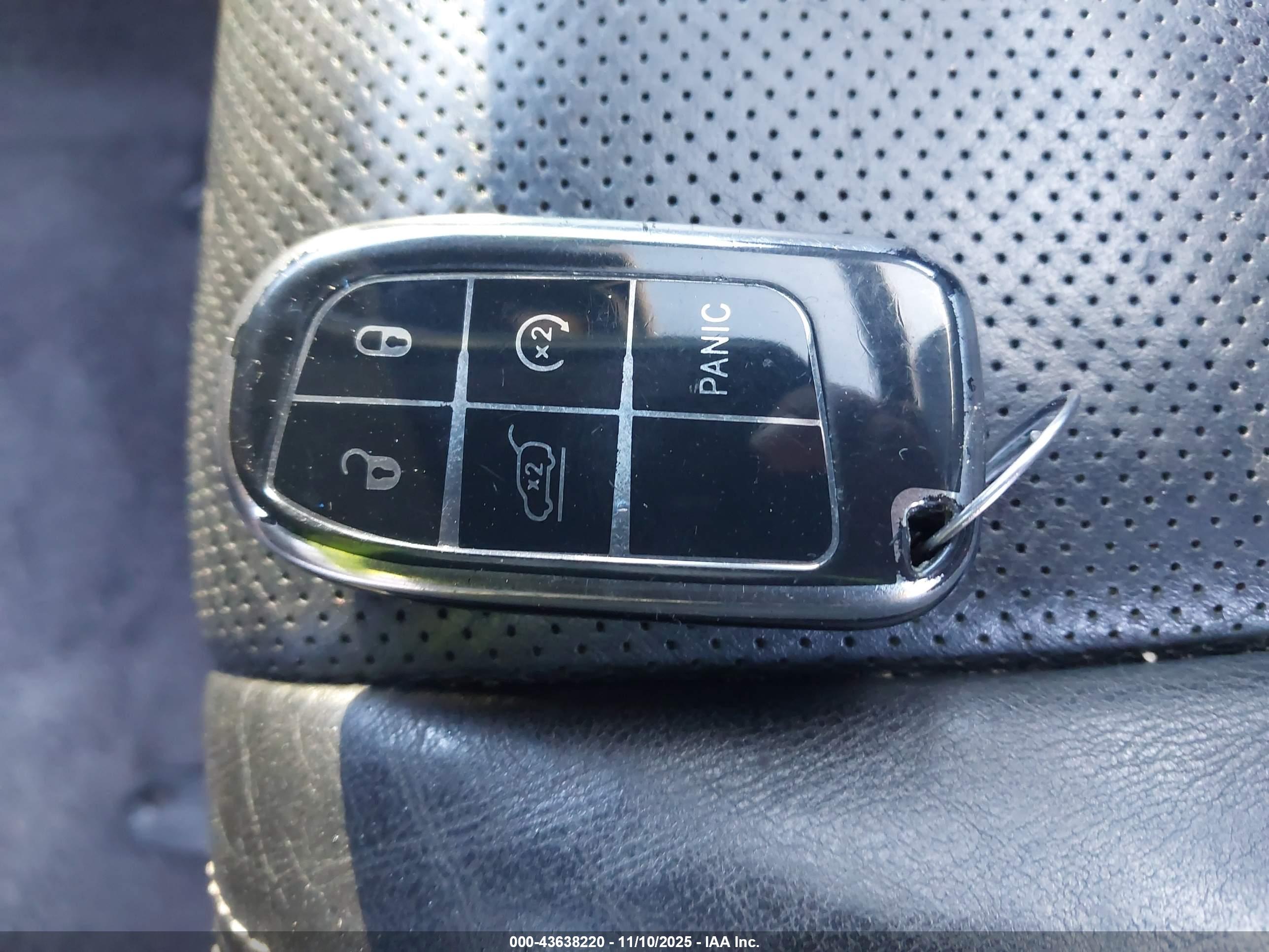 JEEP GRAND image 11