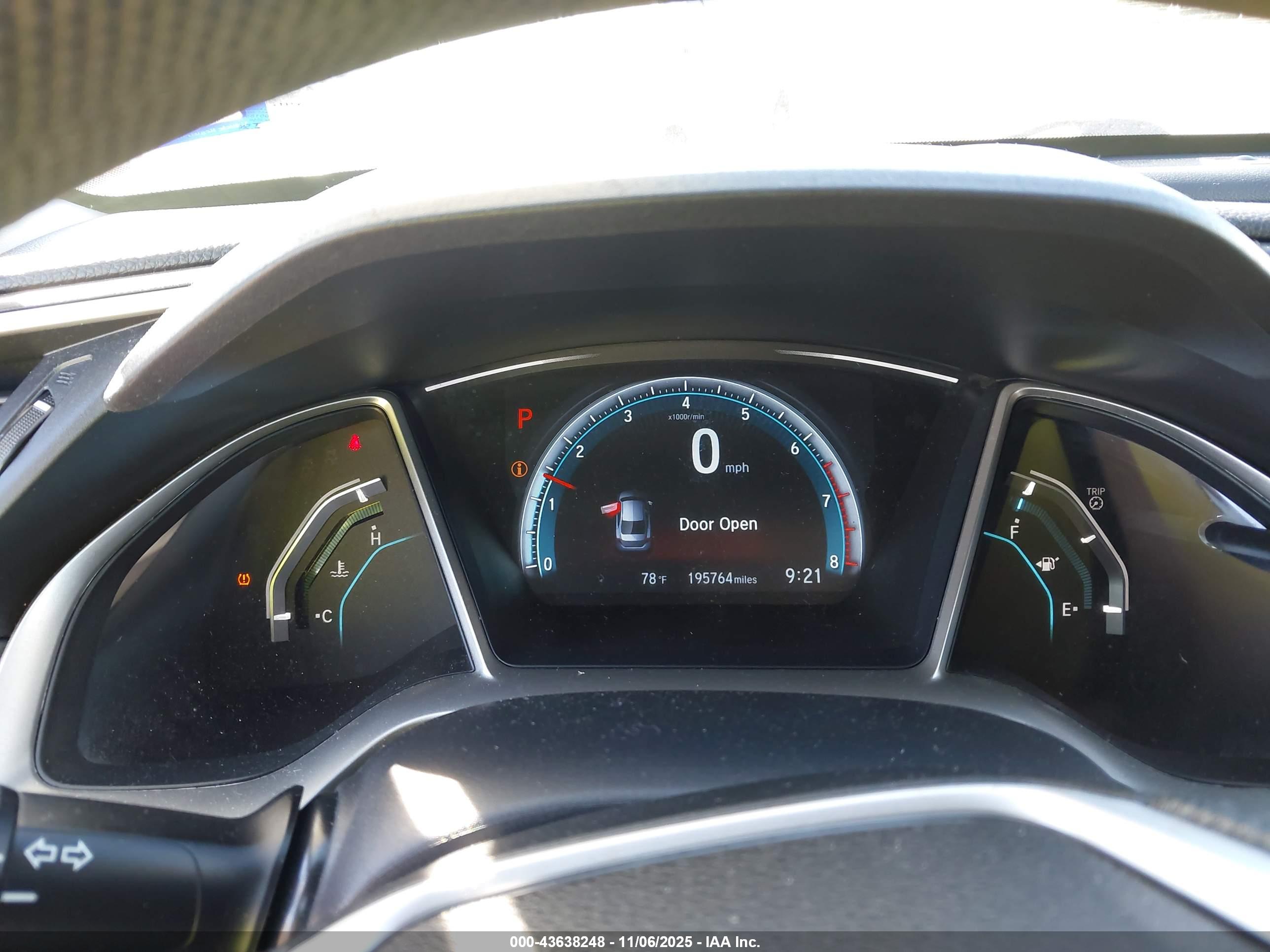 HONDA CIVIC image 7