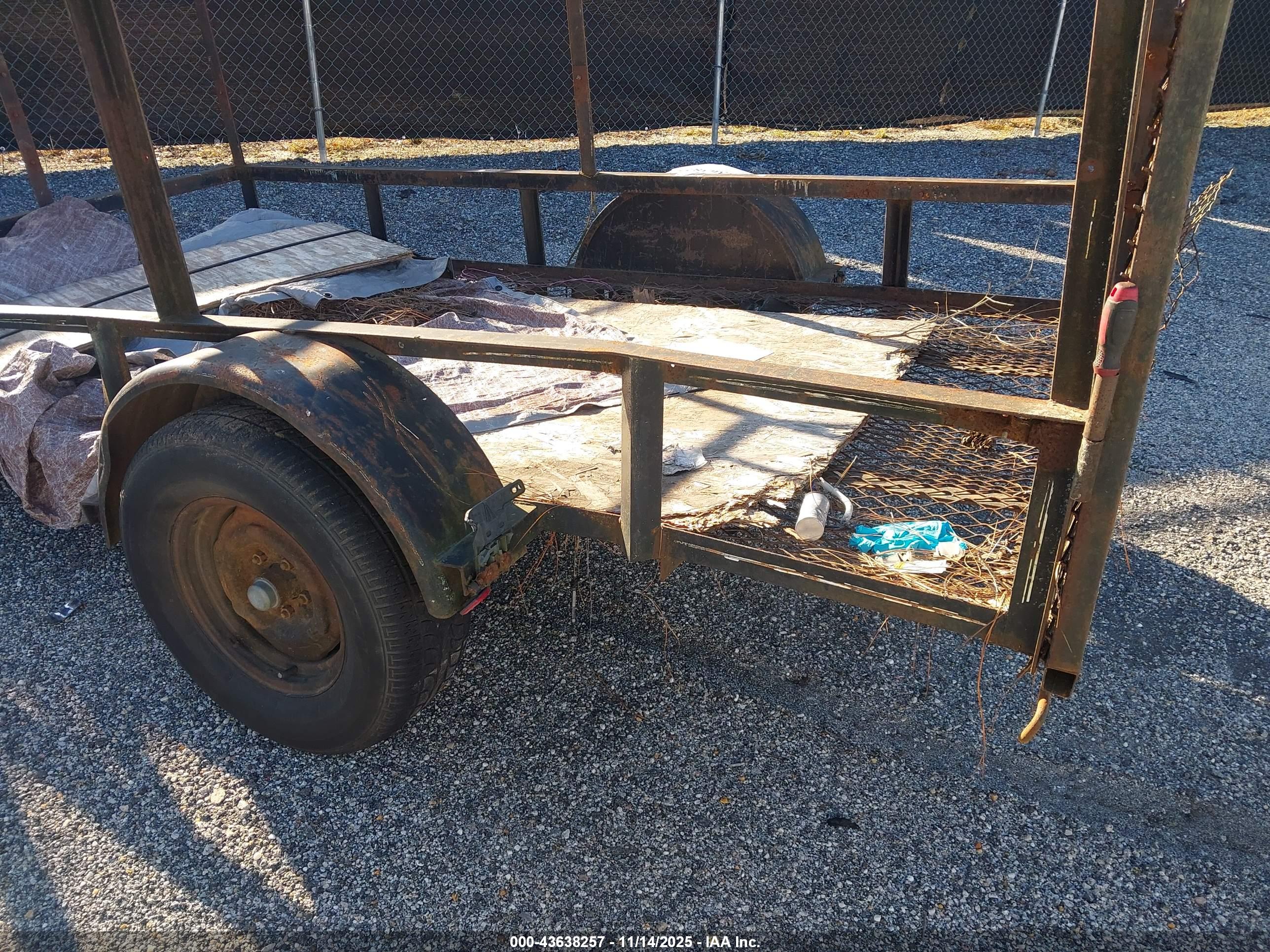CUSTOM TRAILERS image 6