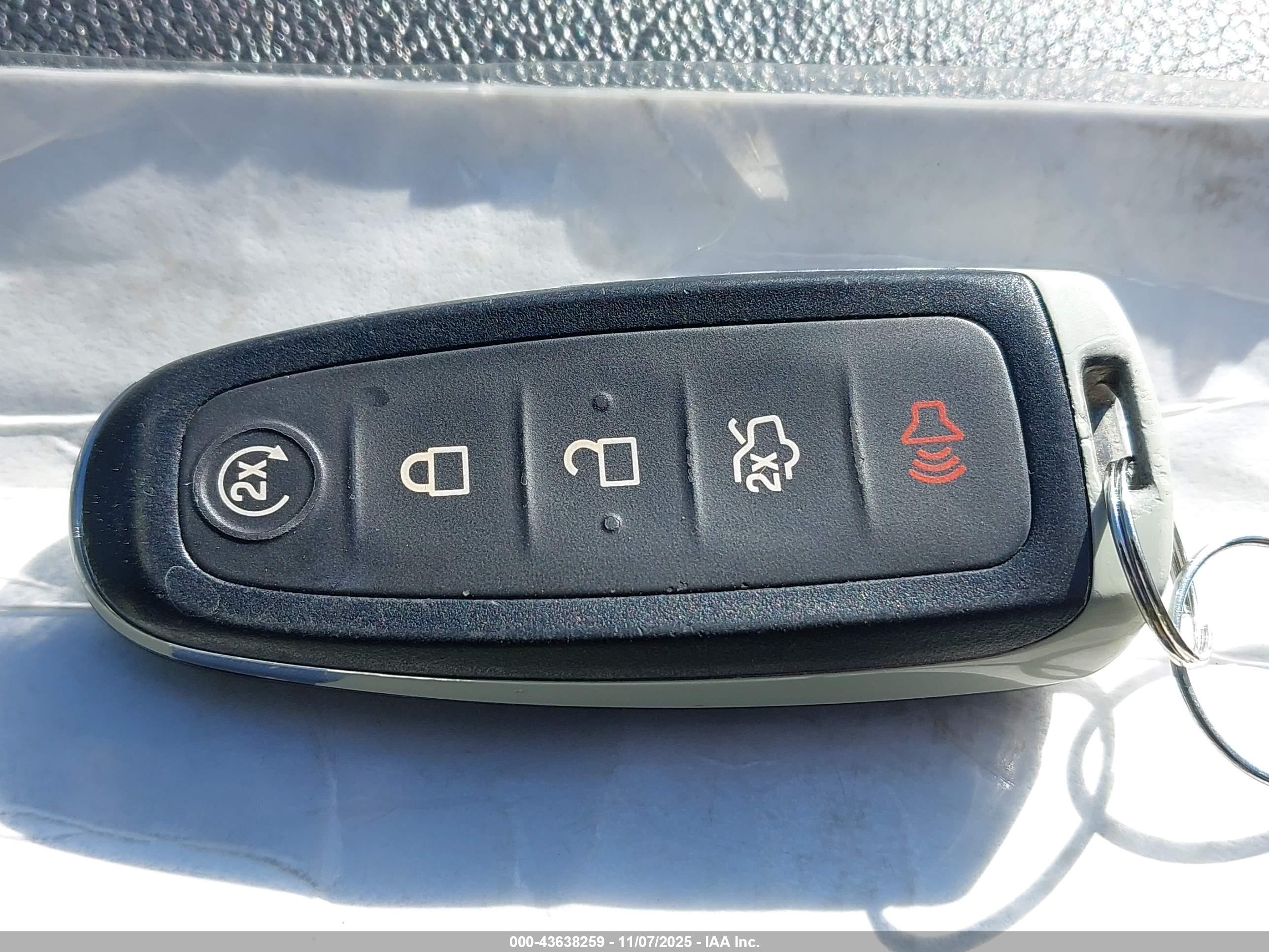 FORD EXPLORER image 11