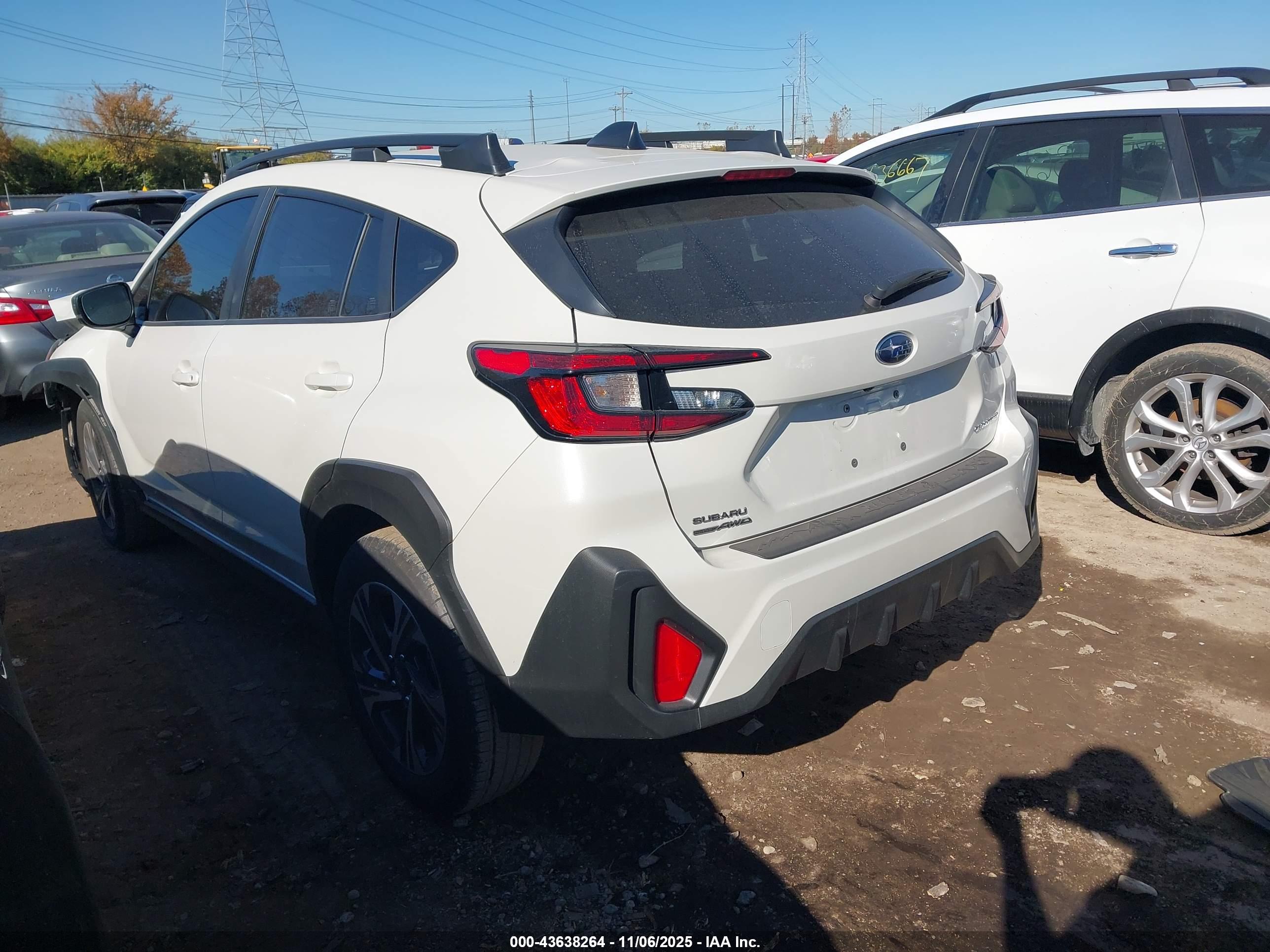 SUBARU CROSSTREK image 3
