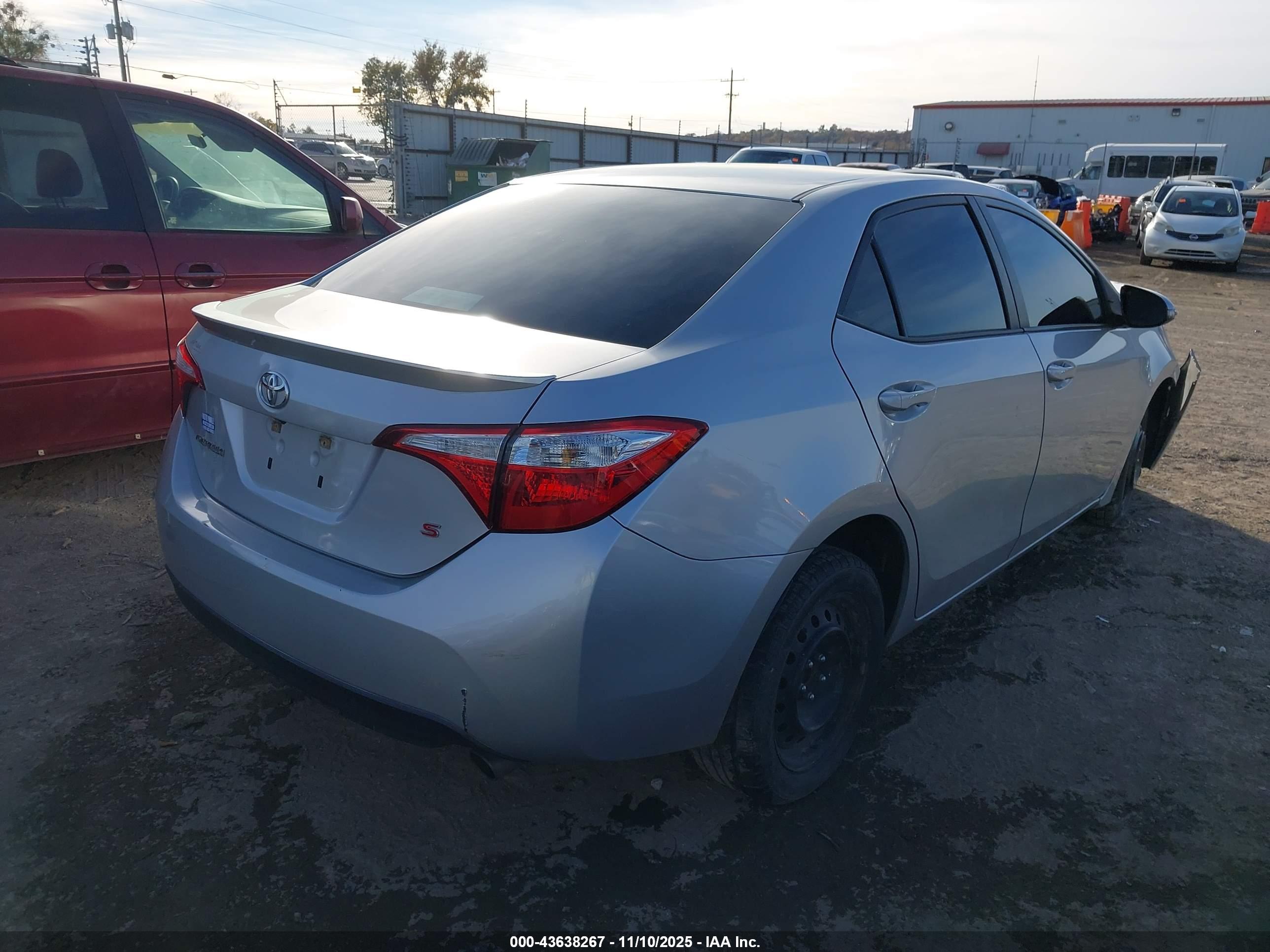 TOYOTA COROLLA image 4