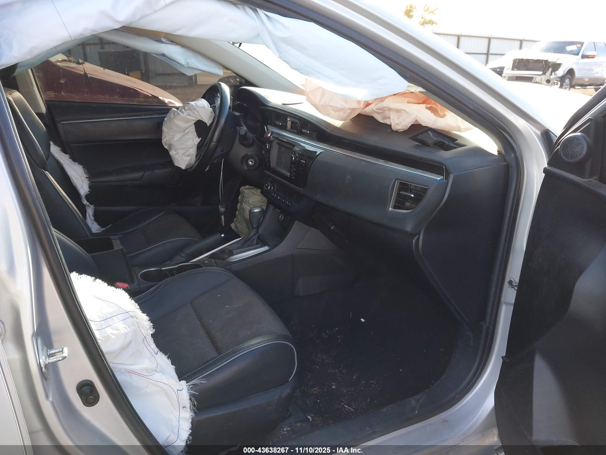TOYOTA COROLLA image 5