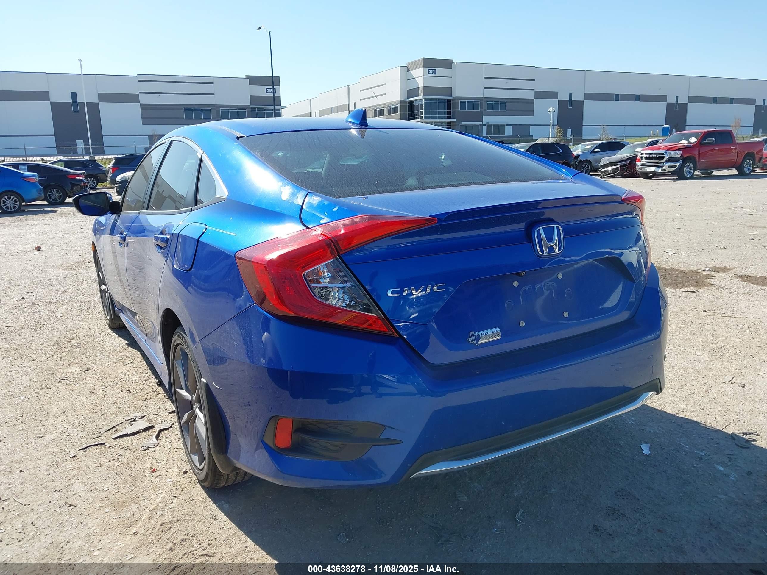 HONDA CIVIC image 3