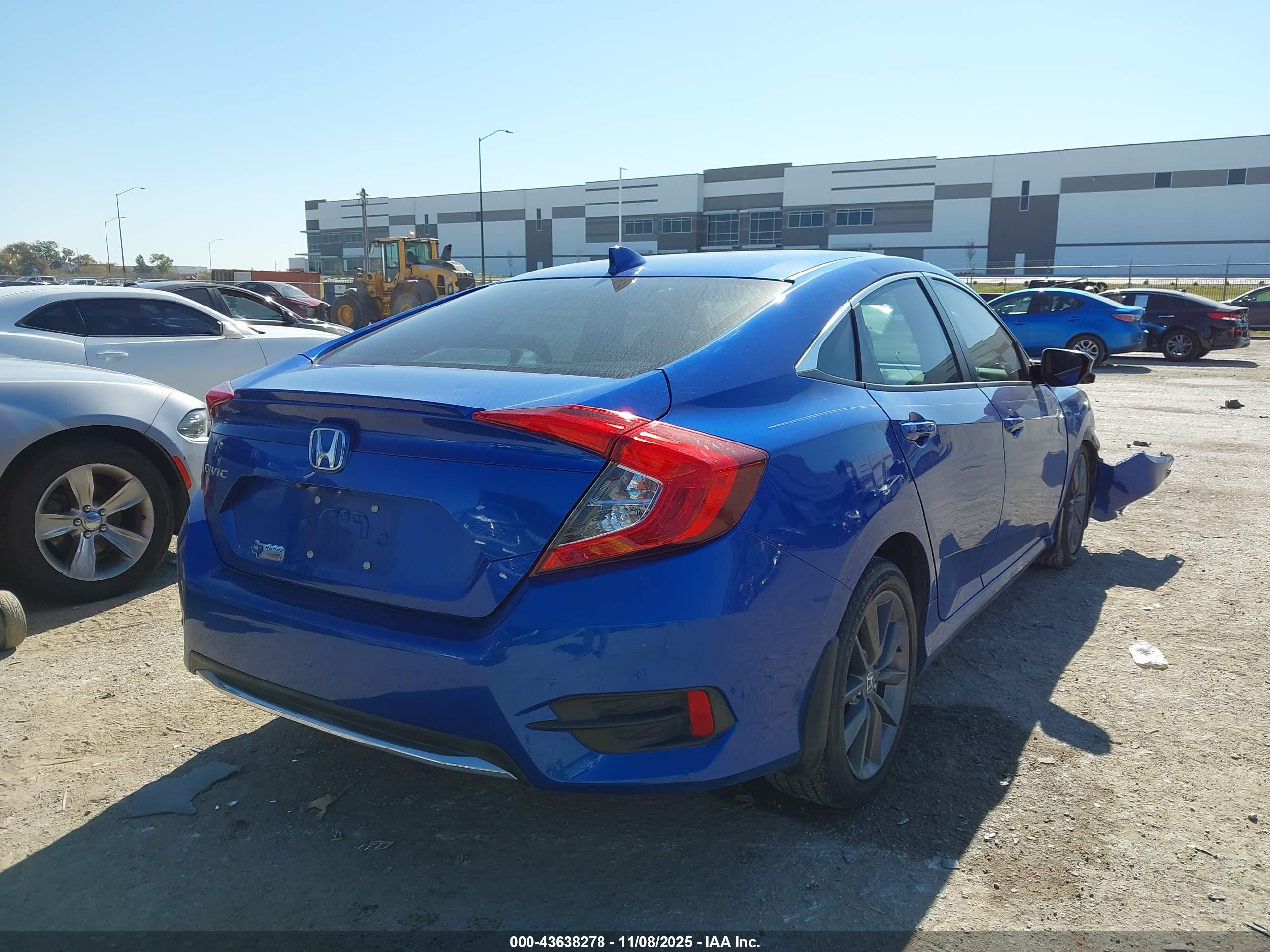 HONDA CIVIC image 4