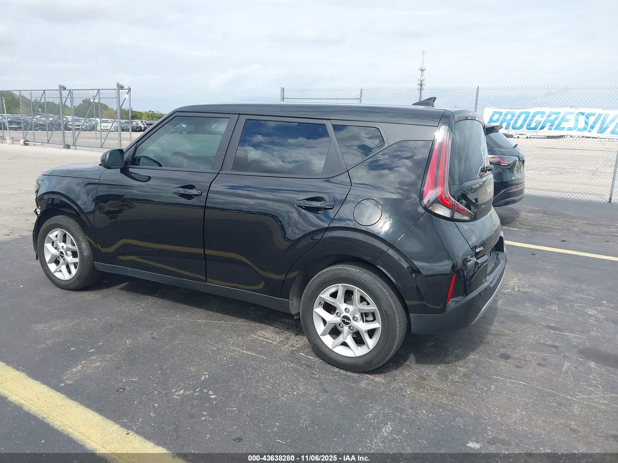KIA SOUL image 3