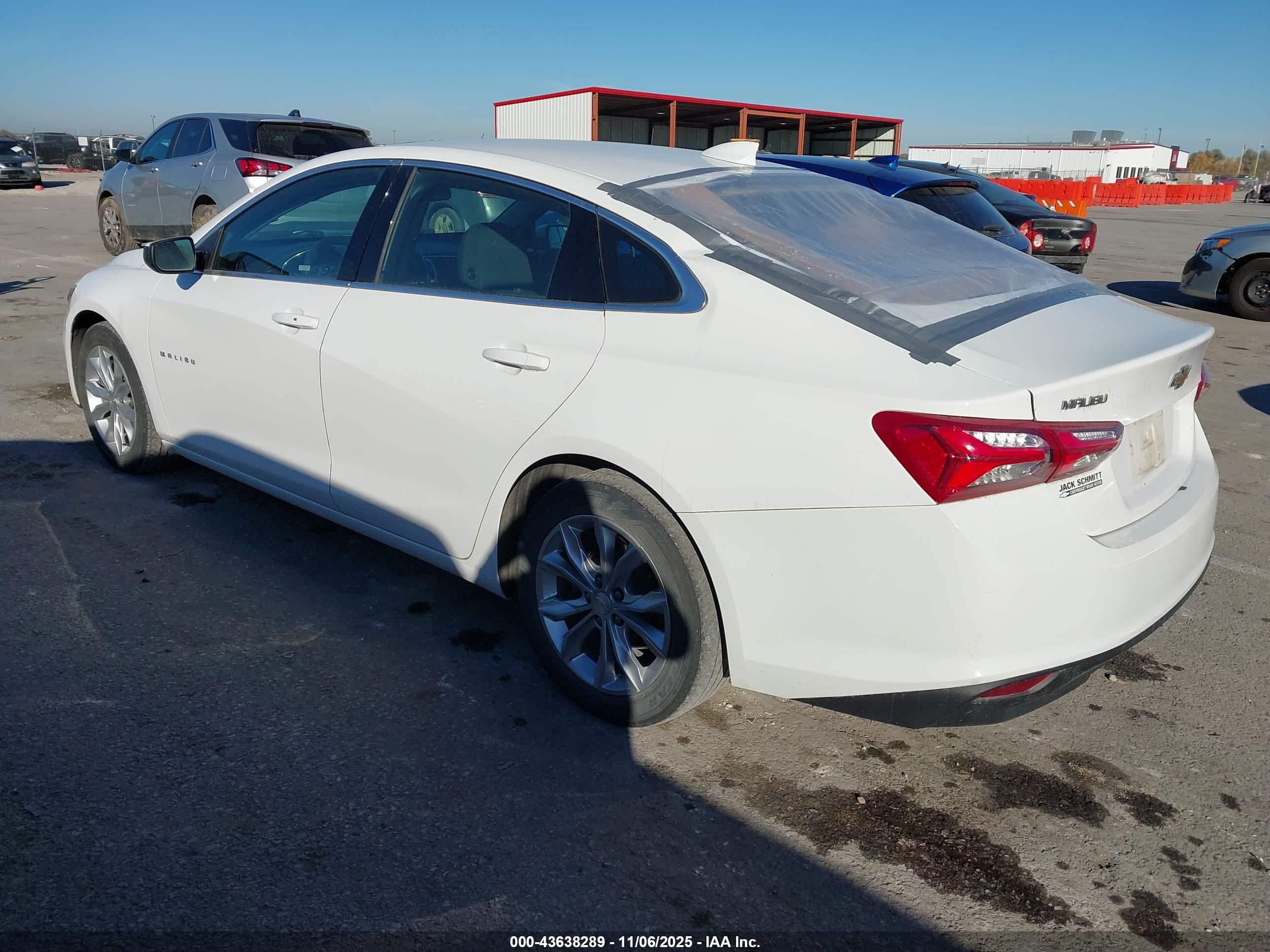 CHEVROLET MALIBU image 3