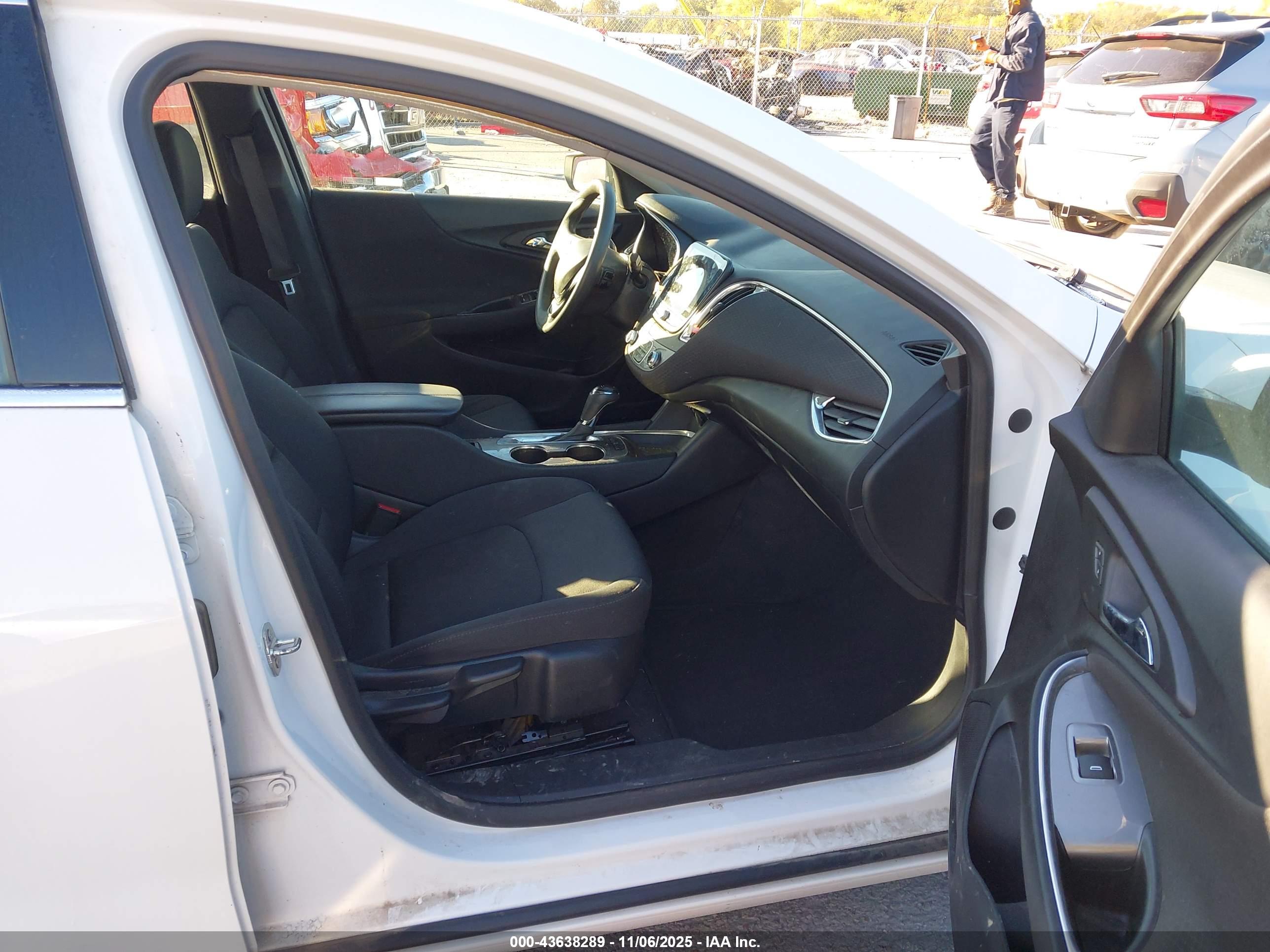CHEVROLET MALIBU image 5