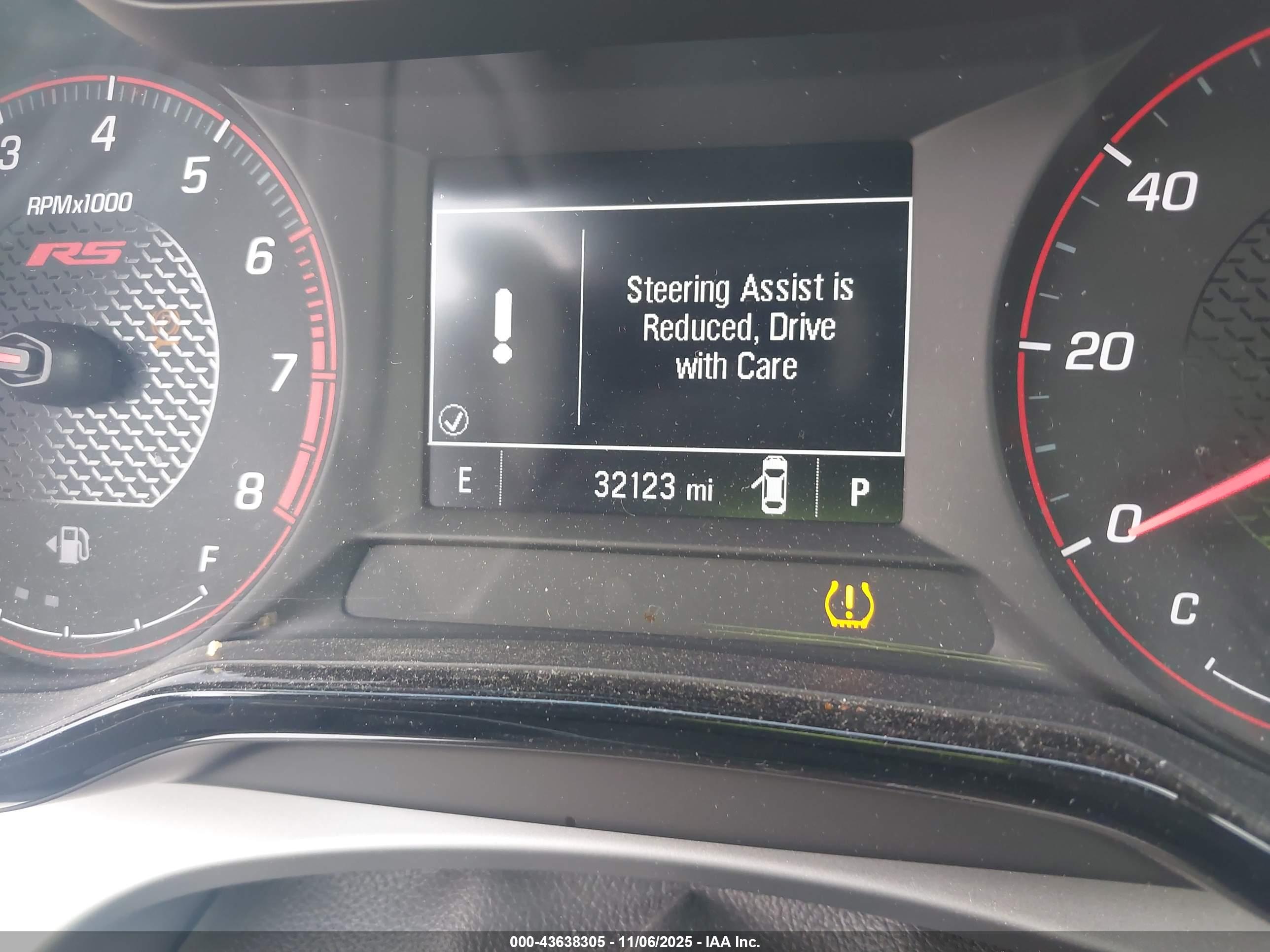CHEVROLET TRAX image 7