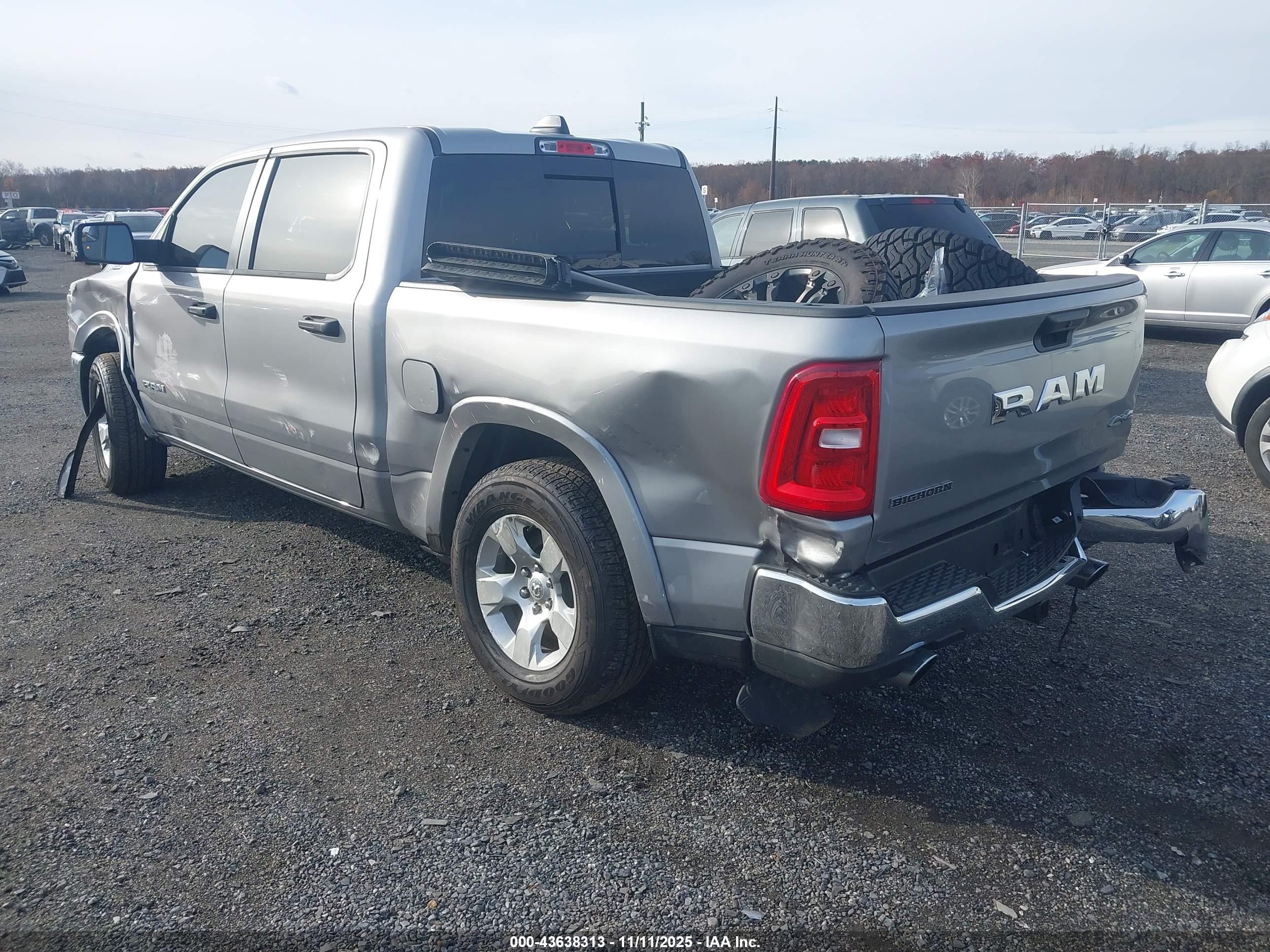 RAM 1500 image 3