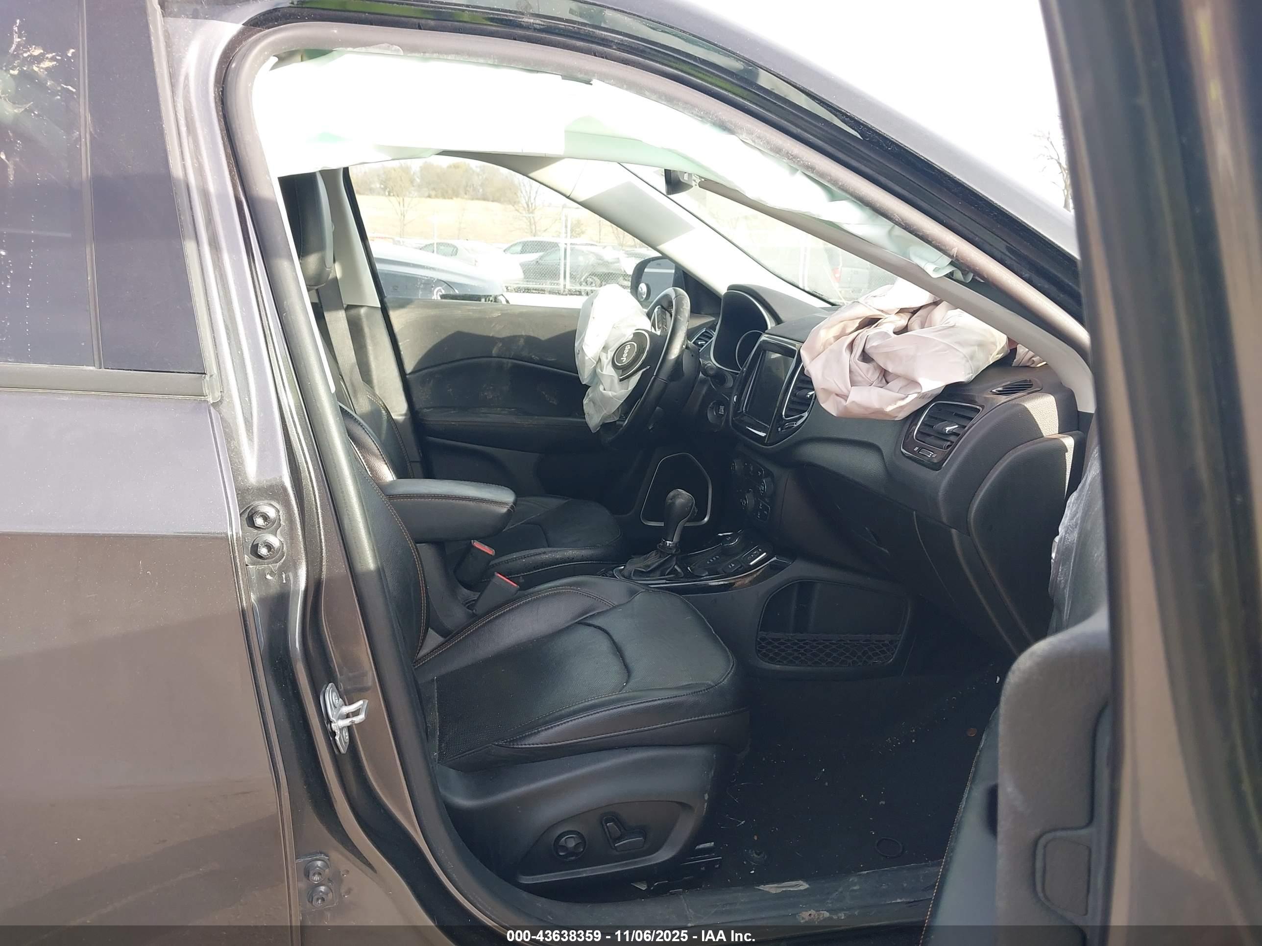 JEEP COMPASS image 5