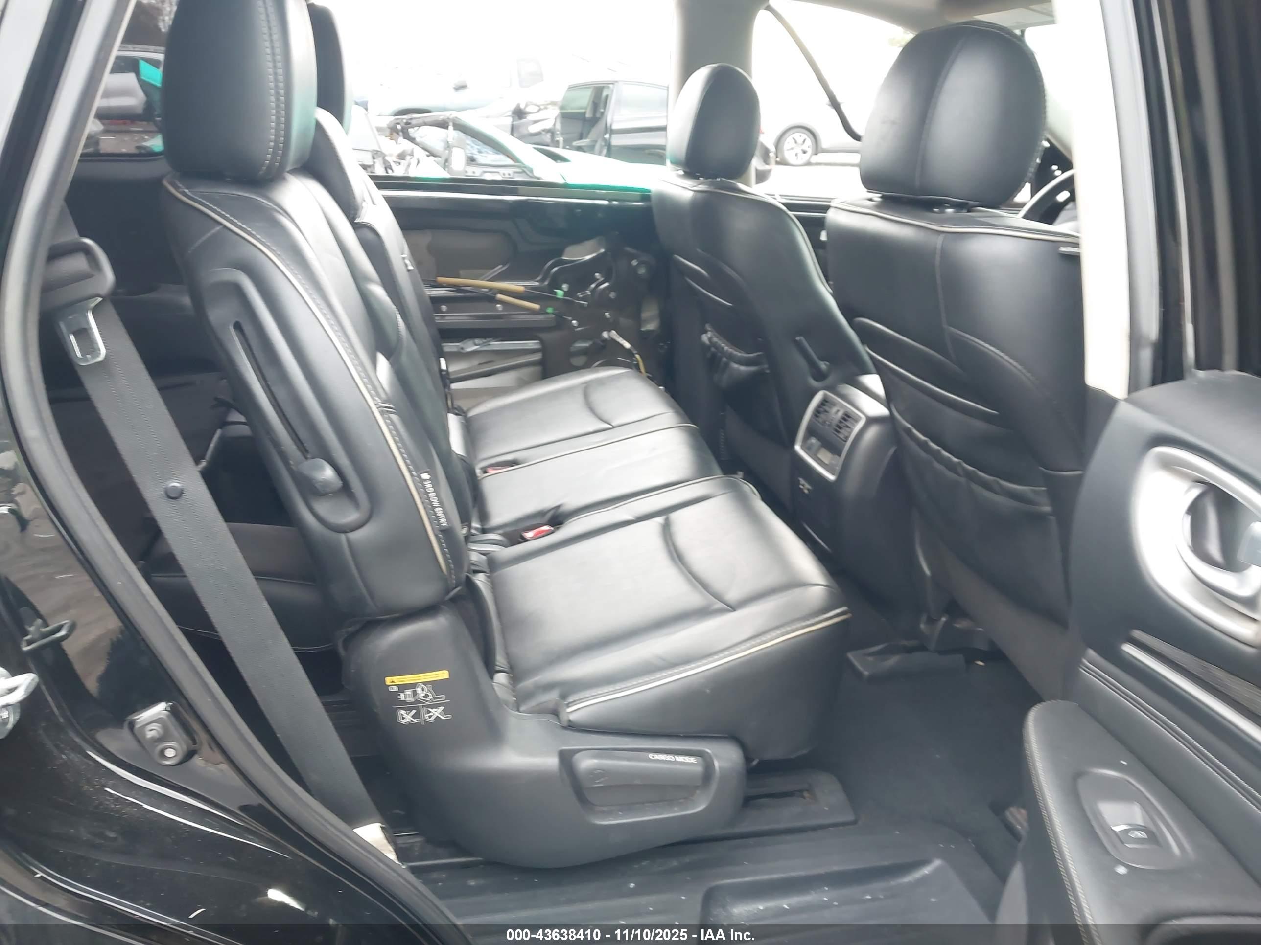 INFINITI QX60 image 8