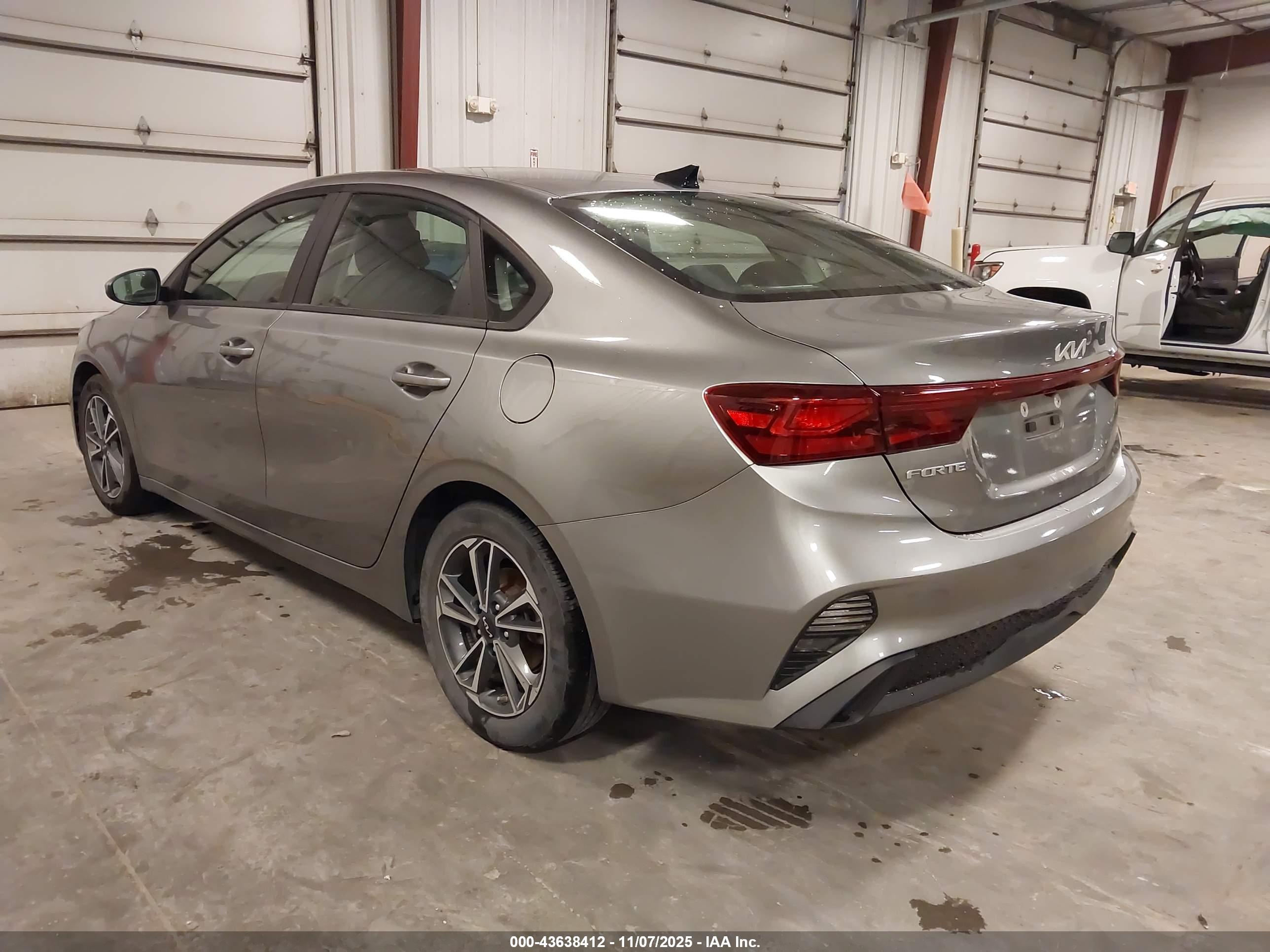 KIA FORTE image 3